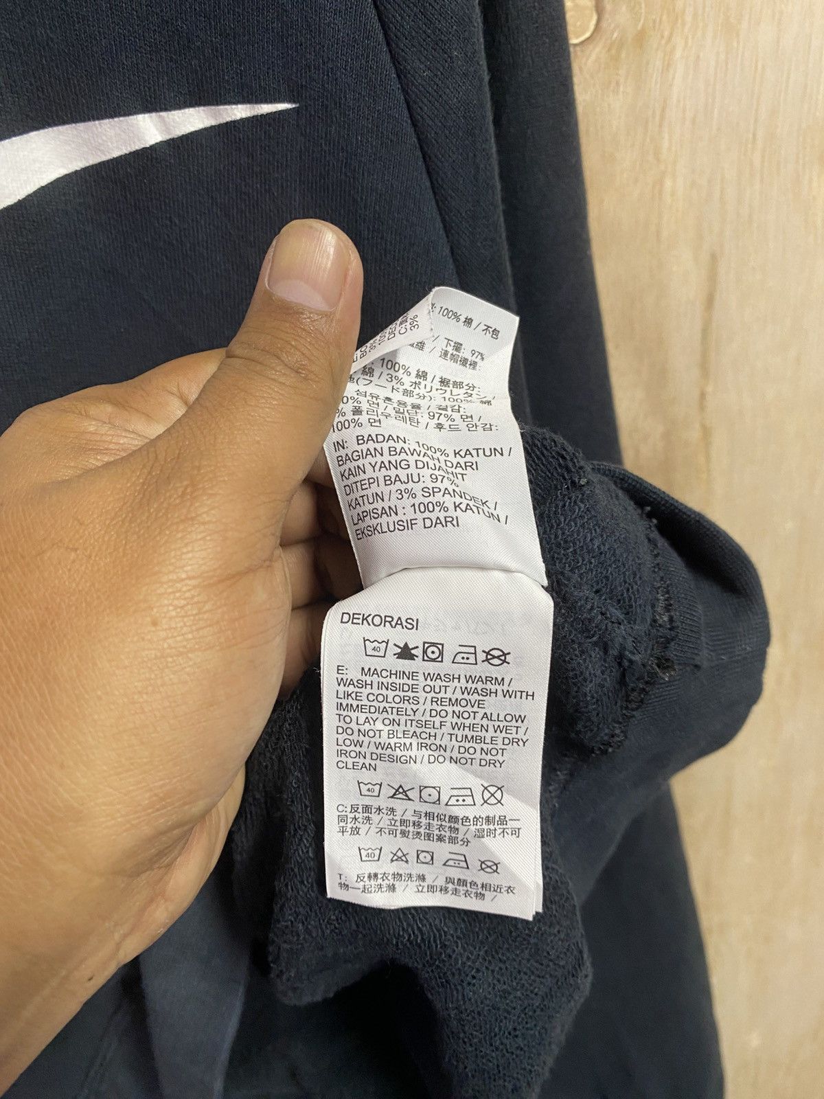 Nike black Nike NSW hoodie with a large white logo graphic Size US S / EU 44-46 / 1 - 5 Thumbnail