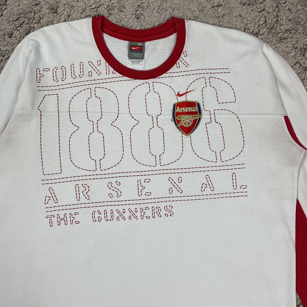 Vintage Vintage Nike Arsenal The Gunners Longsleeve T-shirt Size US XL / EU 56 / 4 - 5 Thumbnail