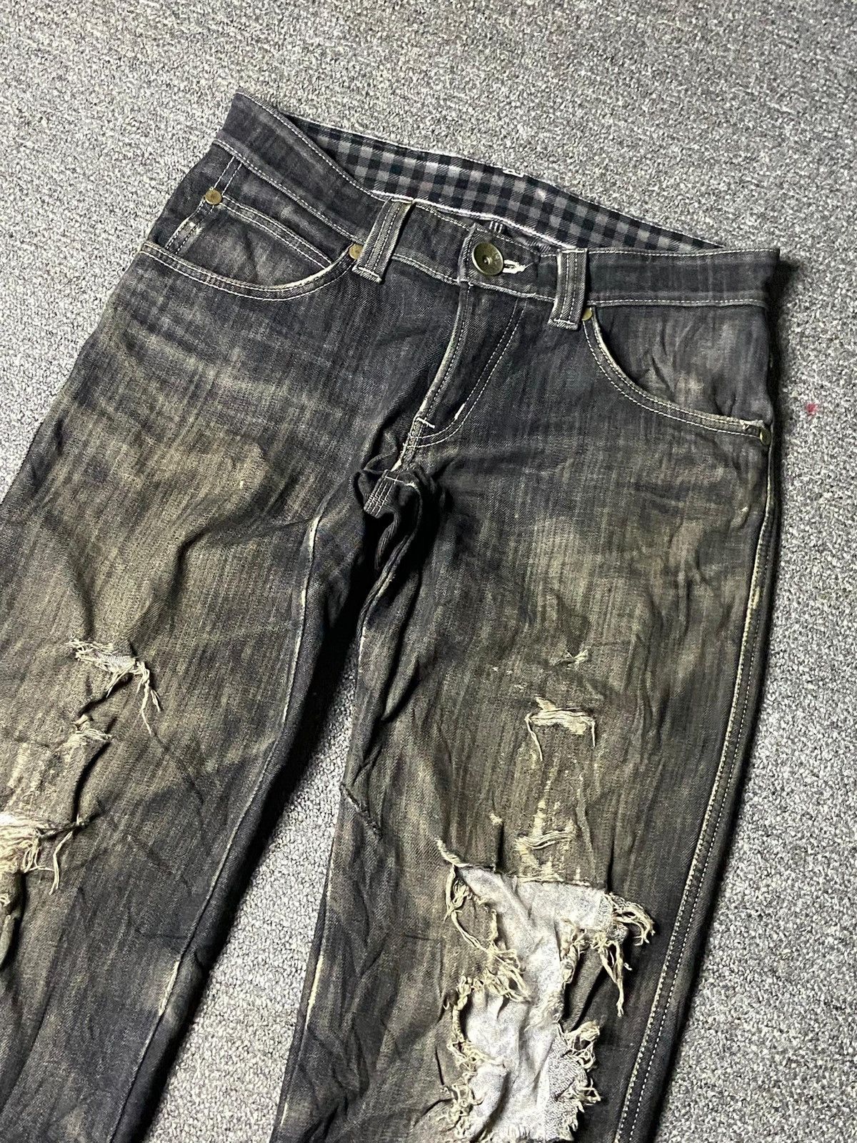 Edwin Edwin 503 x Blue Trip Distressed Ripped Jeans (159) Size US 32 / EU 48 - 14 Thumbnail