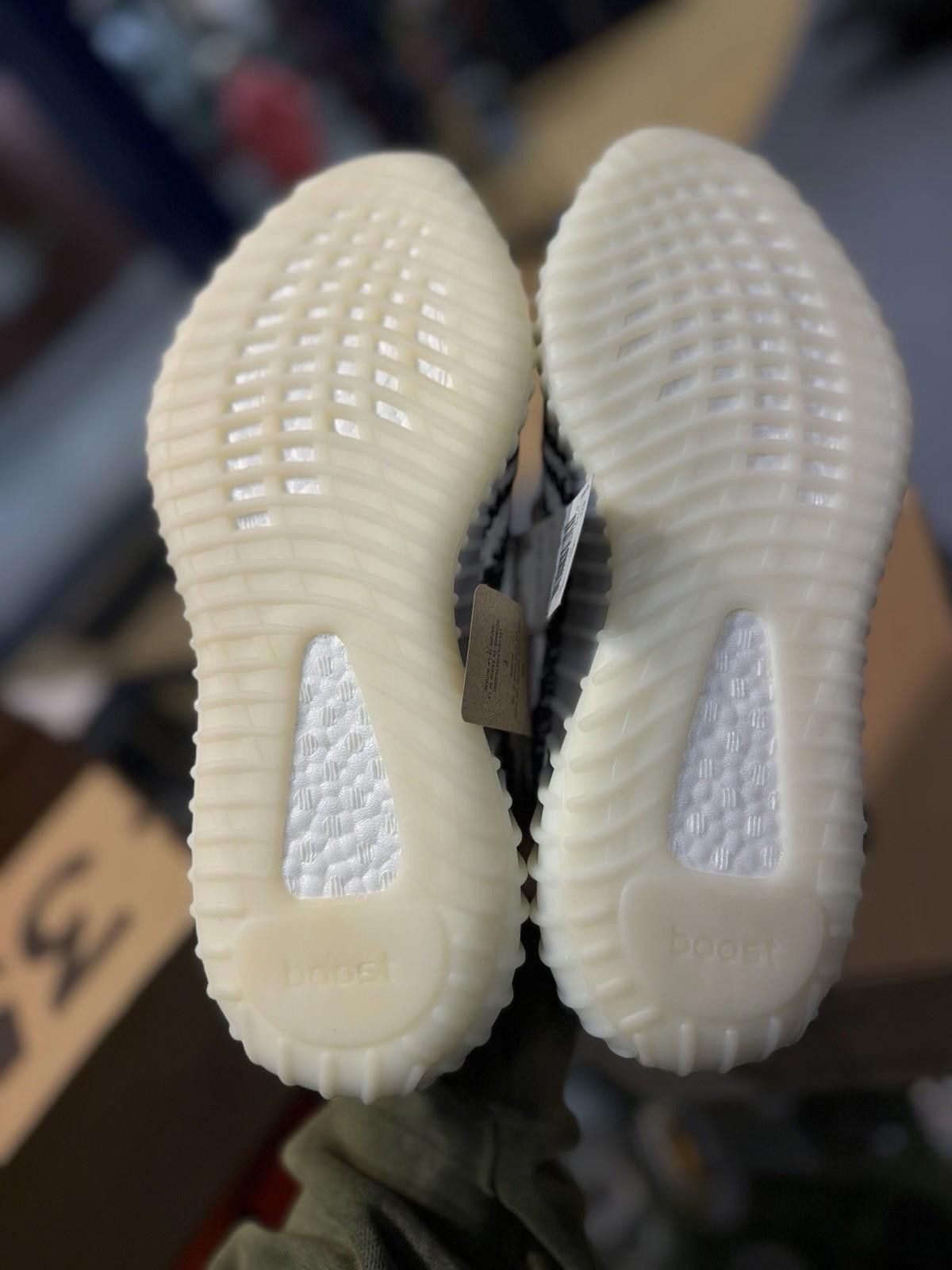 Adidas Size 10.5 - adidas Yeezy Boost 350 V2 Low Zebra Size US 10.5 / EU 43-44 - 12 Thumbnail