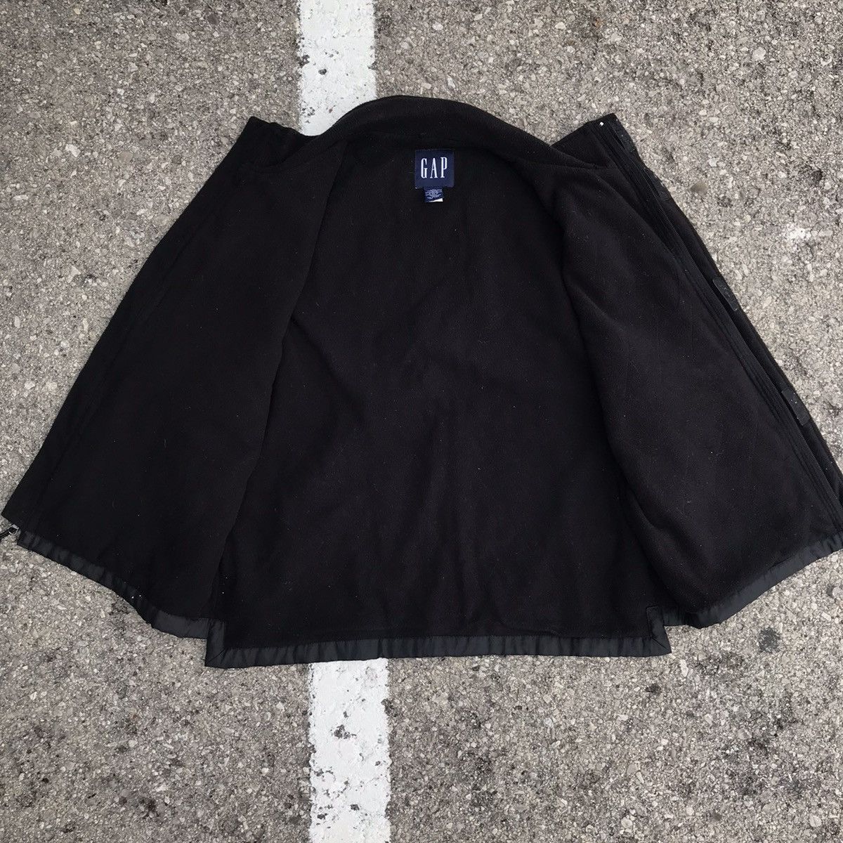 Gap × Vintage Vintage 00s Gap fleece lined cargo Utility vest Sz M Size US M / EU 48-50 / 2 - 6 Thumbnail