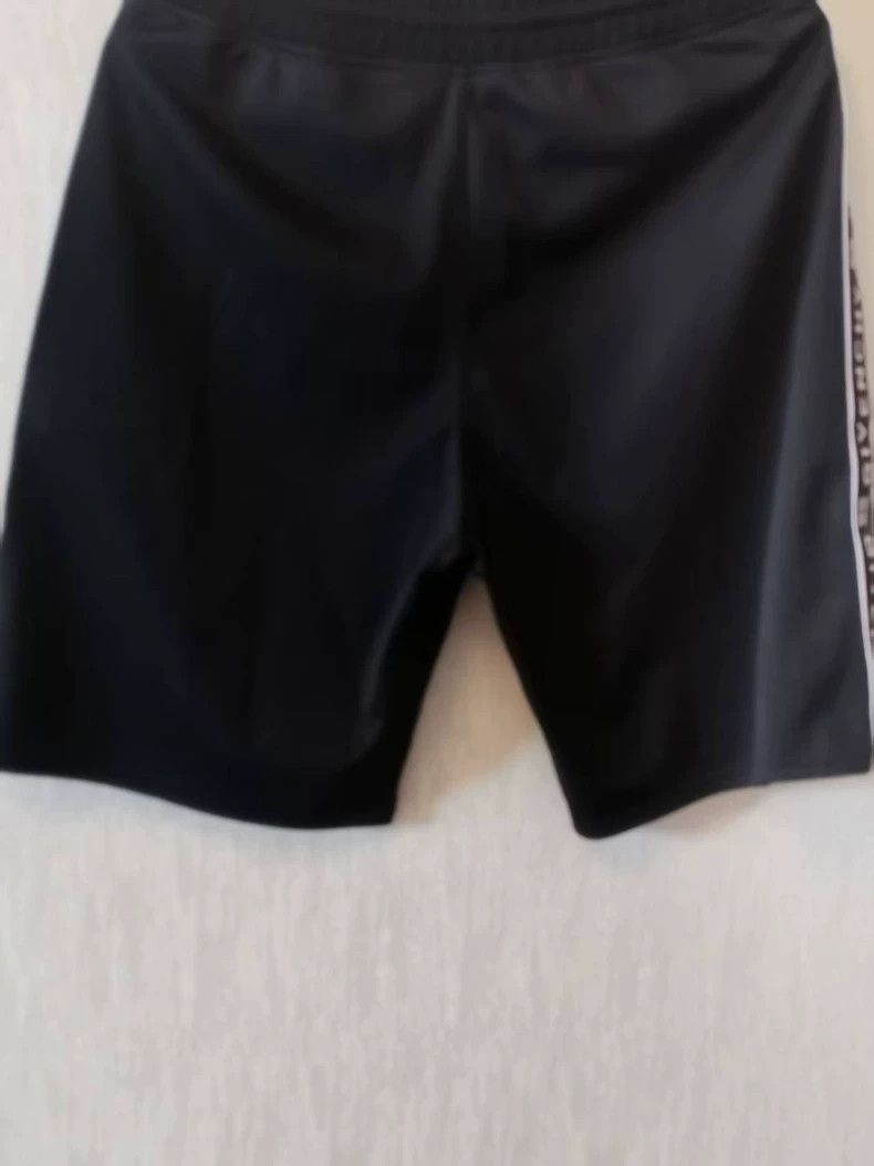 Givenchy Givenchy Side Logo Striped Classic Short Pants 2506-Nextar Size US 29 - 2 Thumbnail