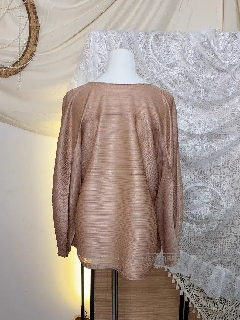 Issey Miyake Issey Miyake Salmon Pink Horizontal Pleated Long Sleeve To Size L / US 10 / IT 46 - 2 Thumbnail