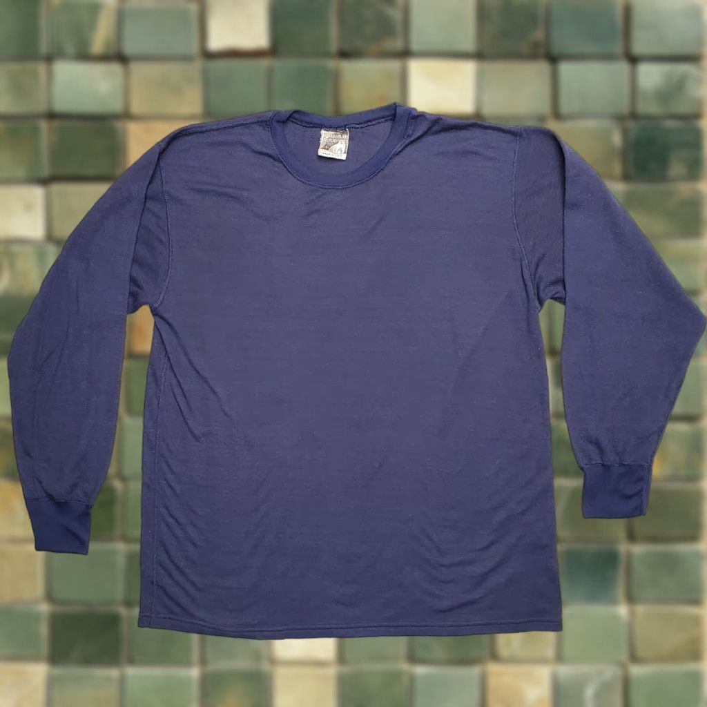 Layer 8 VINTAGE Polar Max Shirt Mens L Blue 100% Polyester USA Crew Neck Long Sleeve Solid Pattern Classic Outdoor USA Mens Size US L / EU 52-54 / 3 - 1 Thumbnail