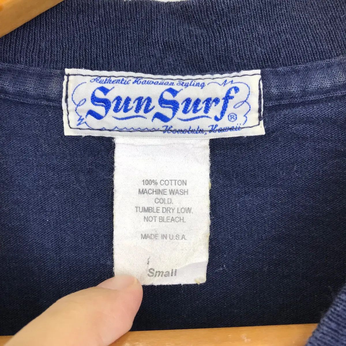 Sun Surf × Toyo Enterprises Vtg SUN SURF TOYO Enterprise Kara Shishi Royal Hawaiian Size US S / EU 44-46 / 1 - 6 Thumbnail