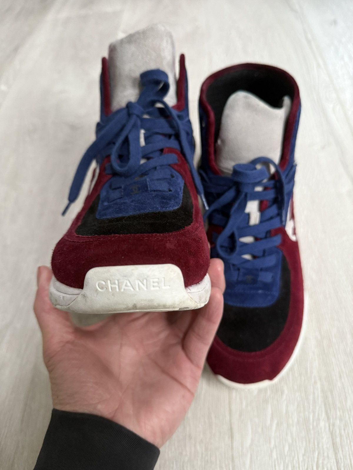 Chanel Chanel Hi Top Trainers Size US 8 / EU 41 - 3 Thumbnail