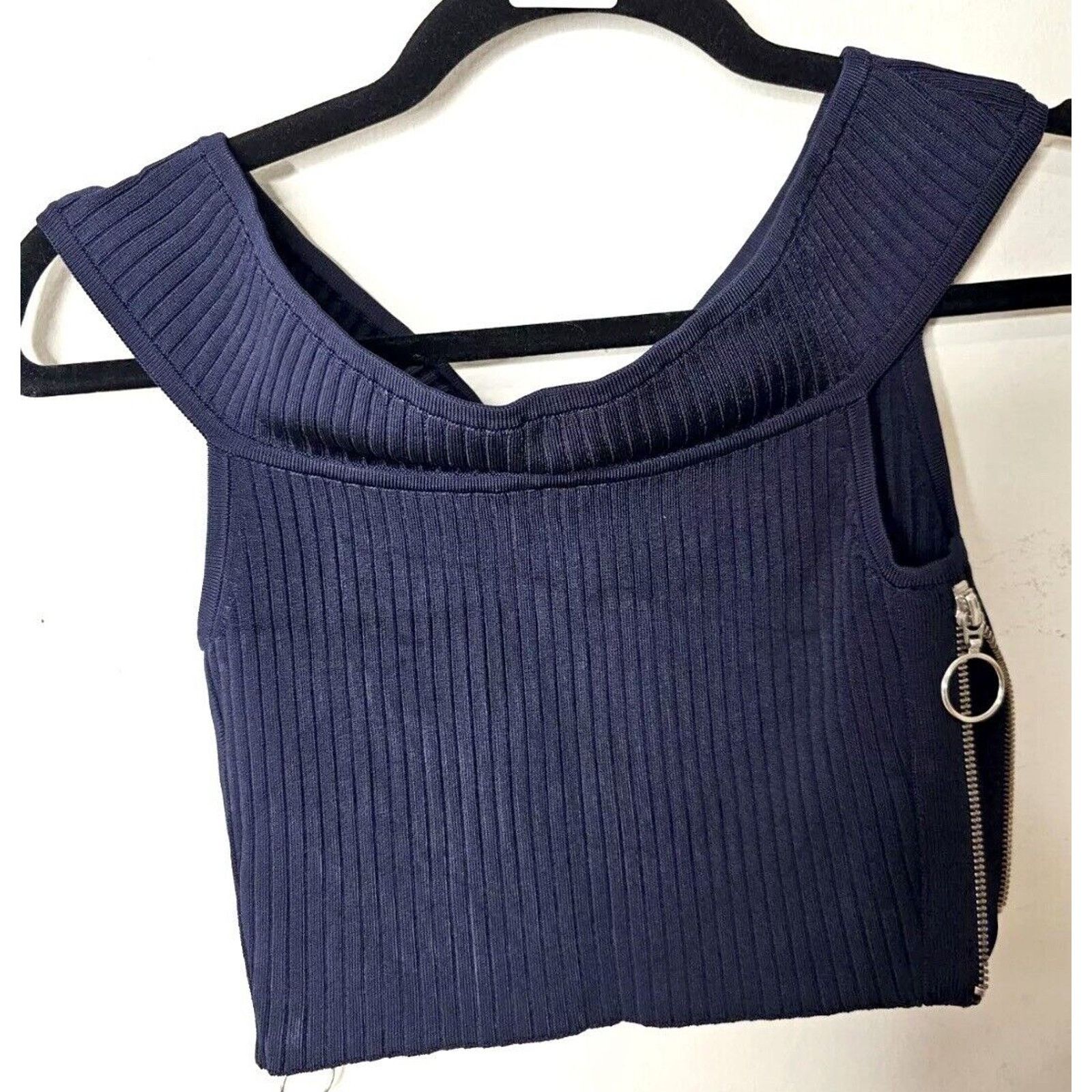 Other Arc Navy Off Shoulder Ribbed Sweater Side Zip Crop Top P S Size S / US 4 / IT 40 - 1 Thumbnail