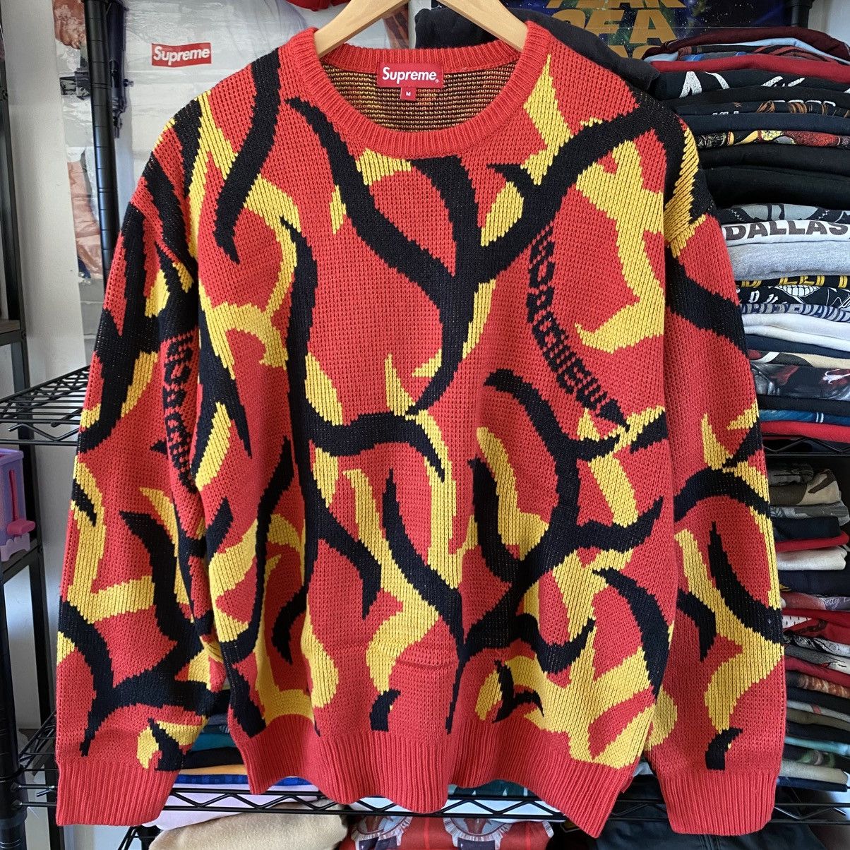 Supreme Supreme Tribal Camo Sweater Red 2019 Size US M / EU 48-50 / 2 - 1 Thumbnail