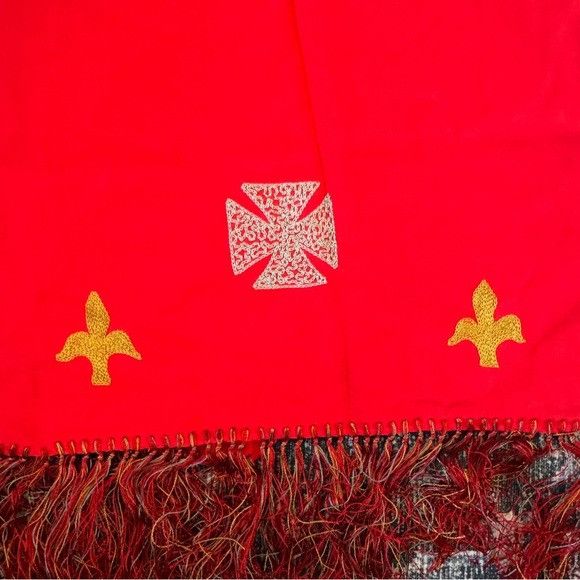 Other Vintage Red Rectangular Fringed Scarf with Embroidered Medie Size ONE SIZE - 3 Thumbnail