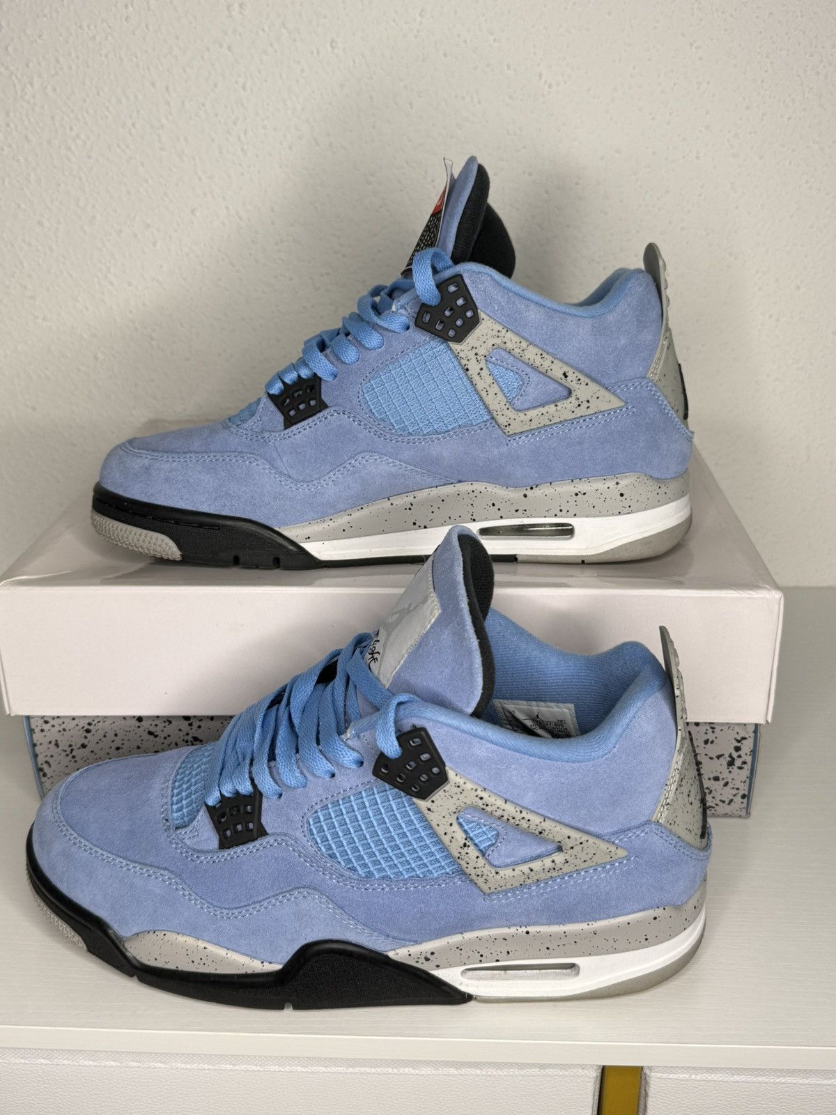 Nike Jordan 4 Retro University Blue Size US 9 / EU 42 - 7 Thumbnail