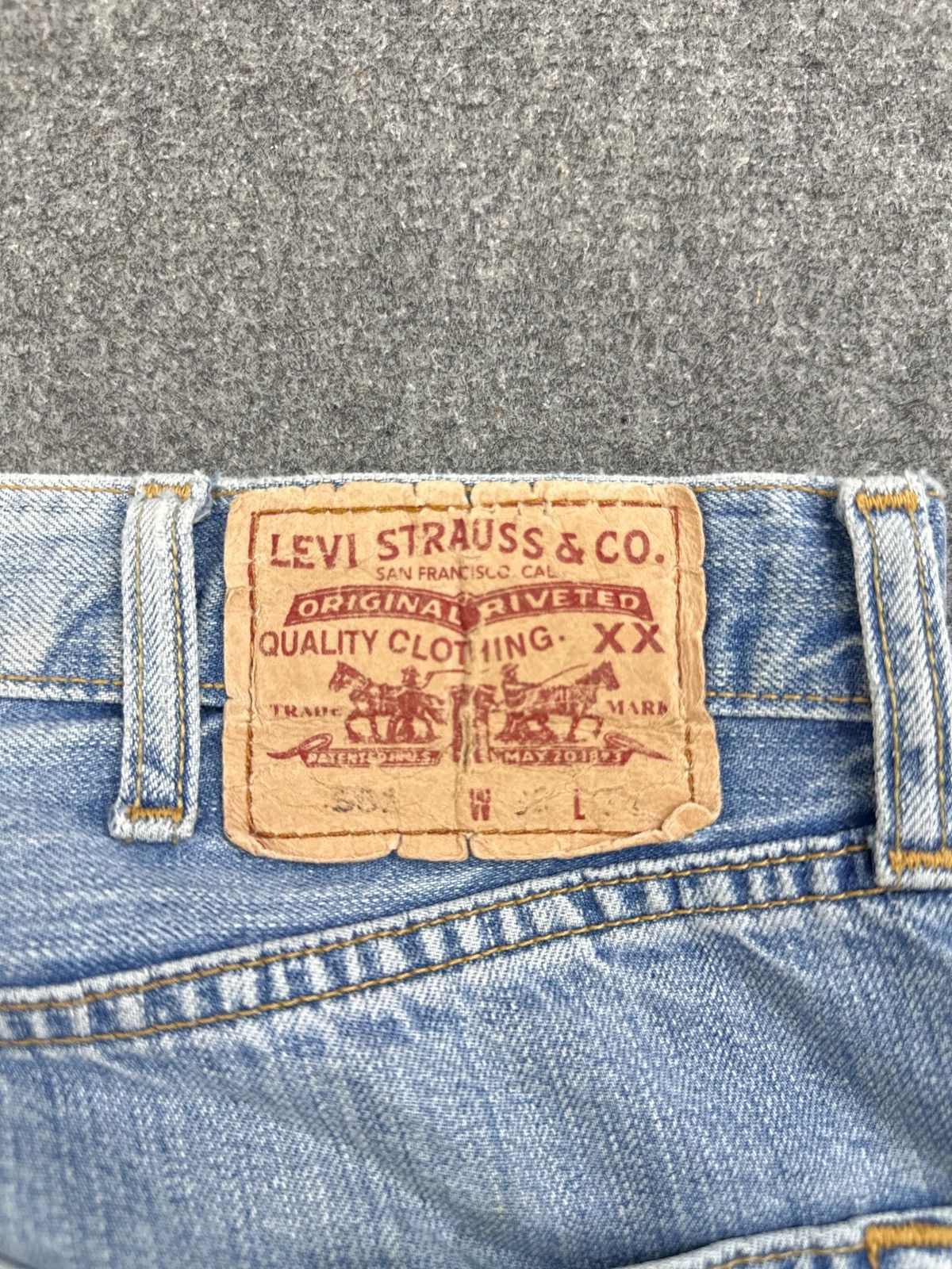 Levi's Vintage Levis 501 Faded Blue Jeans S0003 Size US 37 - 6 Thumbnail