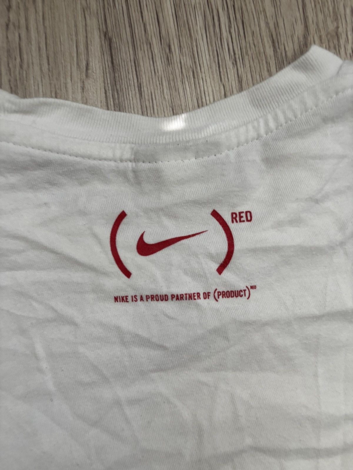 Nike Nike (RED) Lace Up Save Lives 2009 Size L Rare Collectible Size US L / EU 52-54 / 3 - 19 Thumbnail