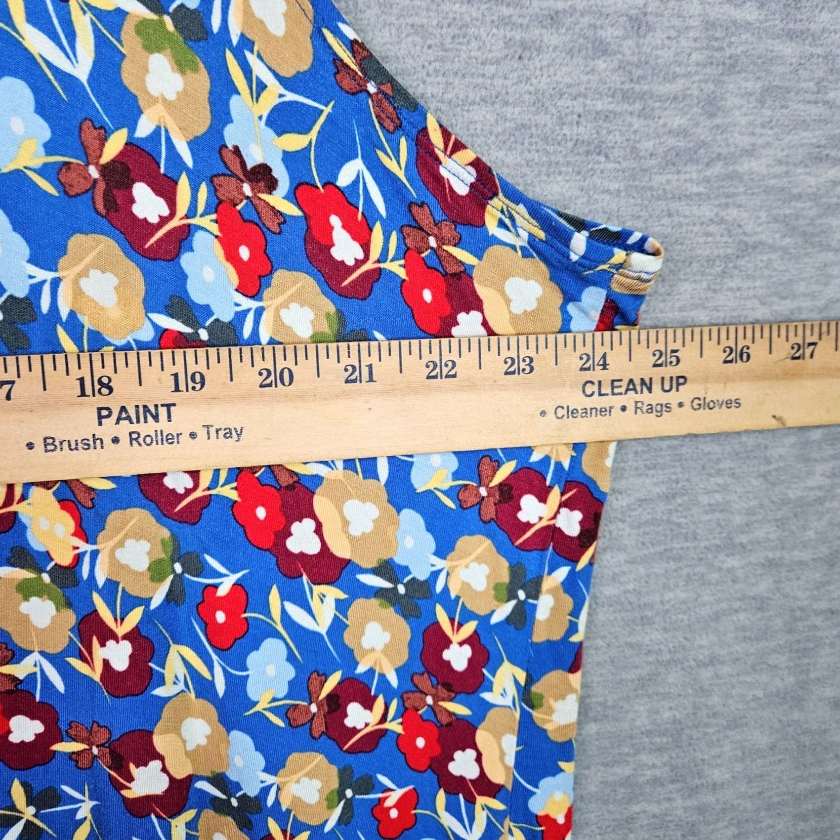Vintage LOGO by Lori Goldstein Tunic Top Sleeveless Blue Floral Round Neck 2X Silk Blend Stretch Casual Women Shirt Blouse Size XXL / US 16-18 / IT 52-54 - 3 Thumbnail