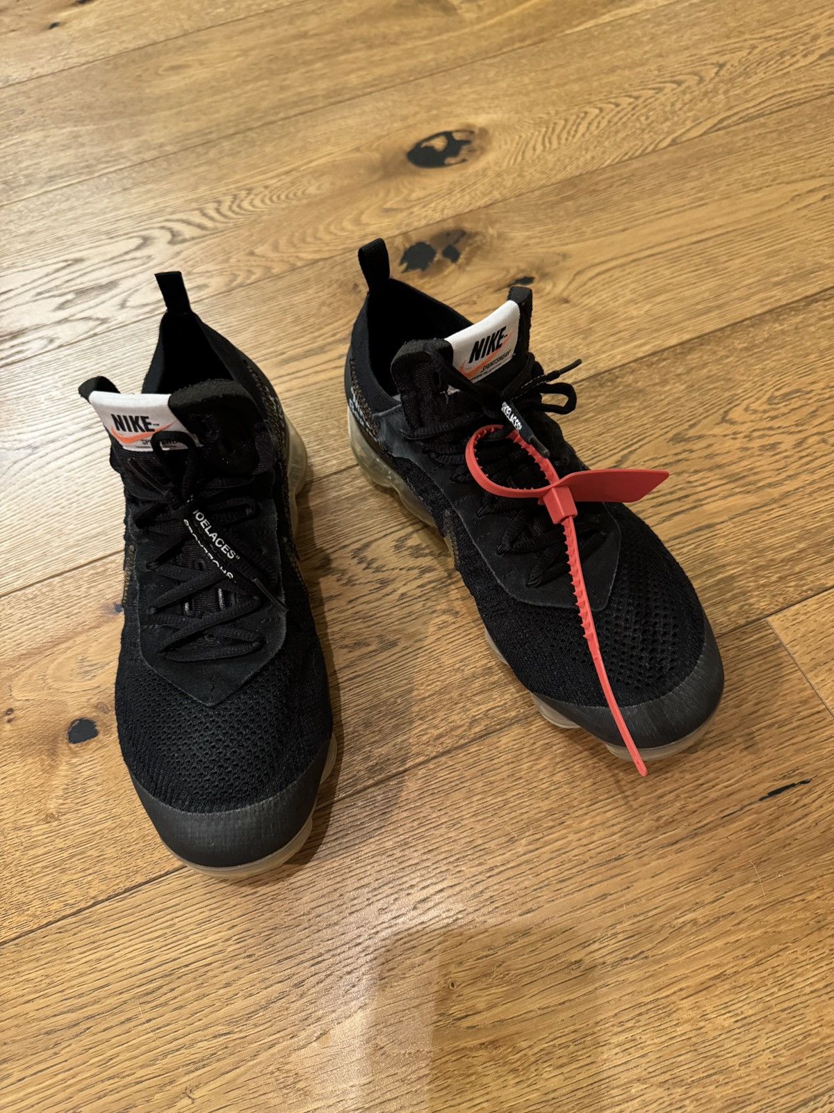 Nike × Off-White Nike Air VaporMax Off-White Black (2018) Size US 10 / EU 43 - 6 Thumbnail