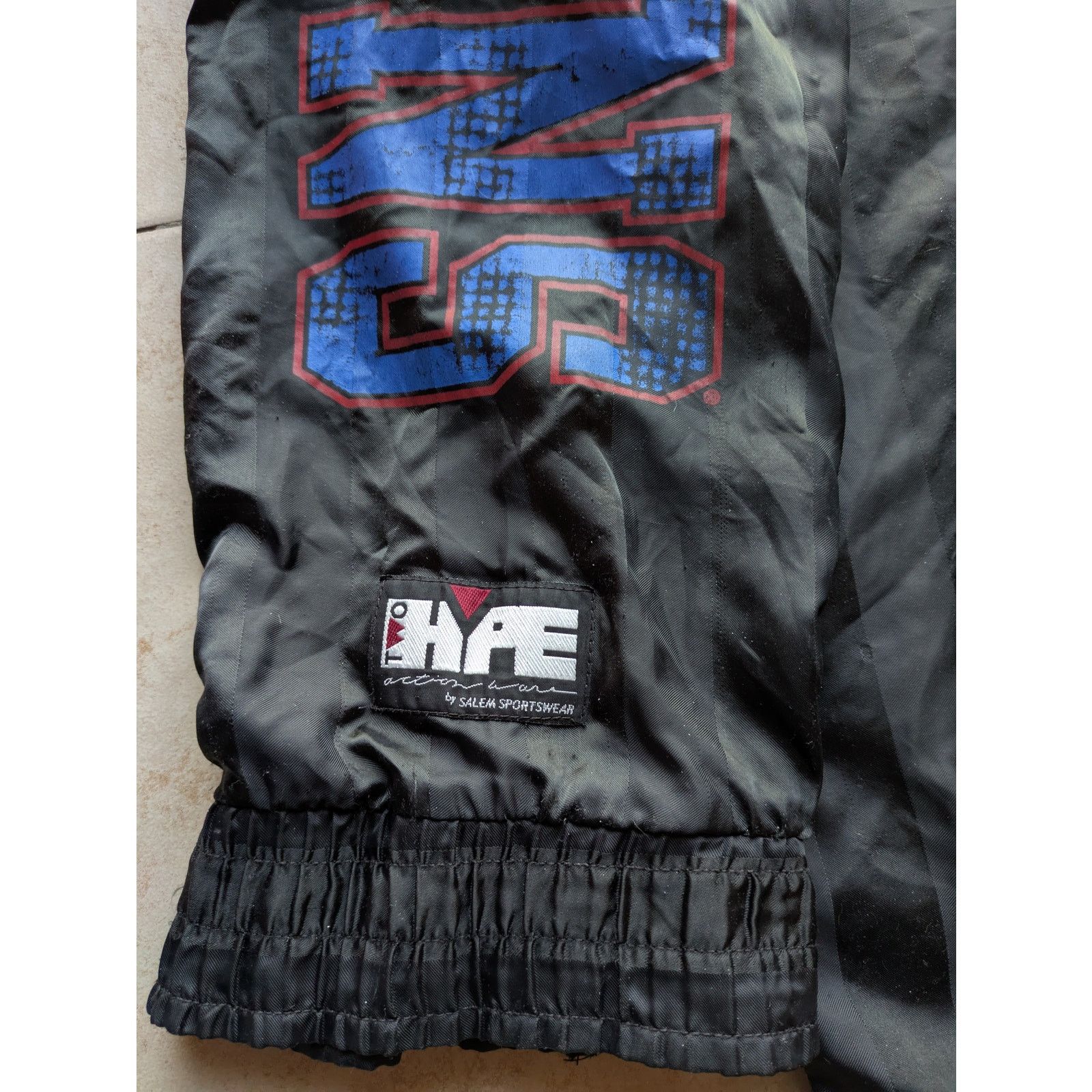 NBA × Starter Detroit Pistons 90s Two HYPE SALEM pullover XL black NBA vtg Size US XL / EU 56 / 4 - 7 Thumbnail