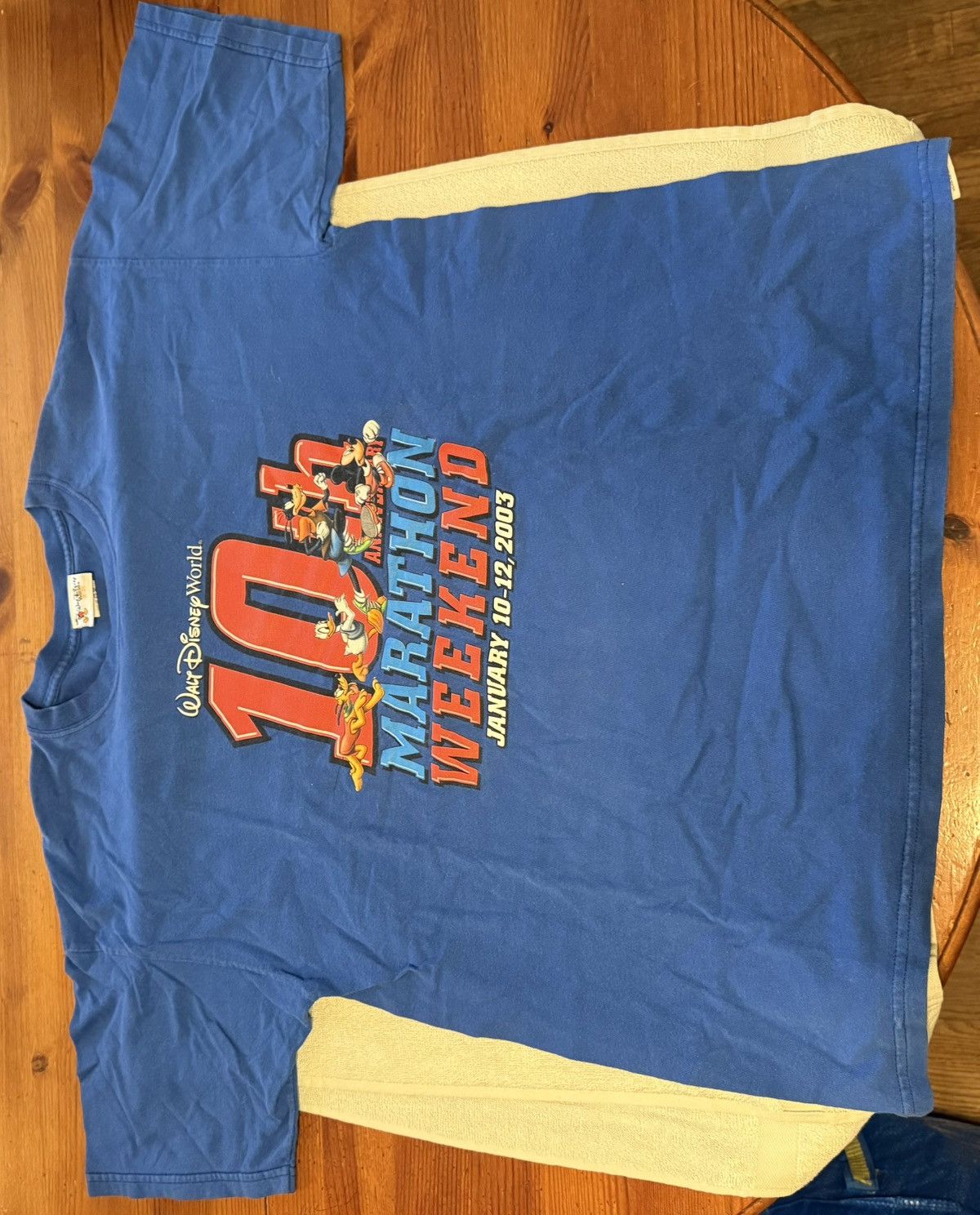 Disney × Vintage Vintage Disney Marathon 2003 Tee Size US L / EU 52-54 / 3 - 1 Thumbnail
