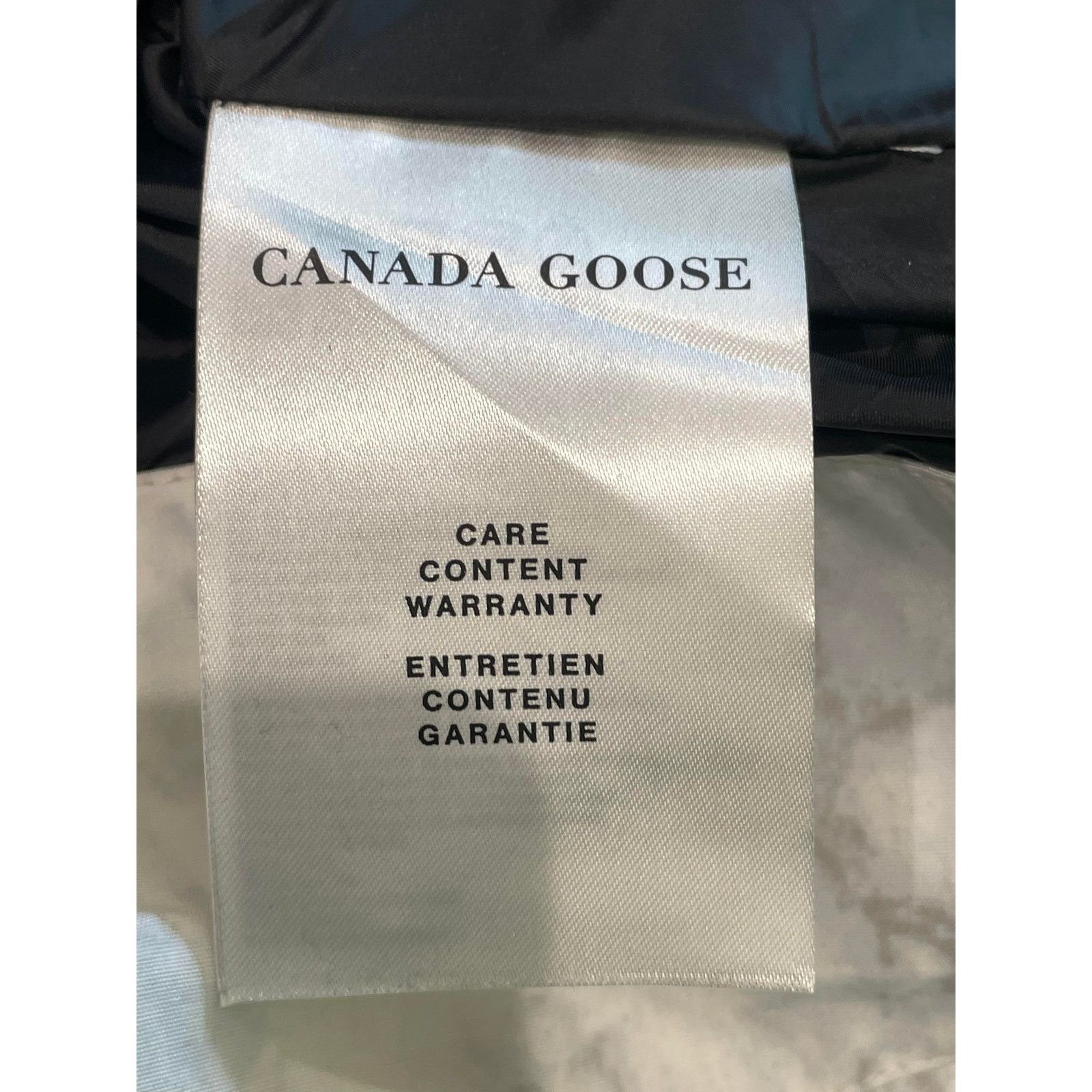Canada Goose Canada Goose Glacial Melt Vest Size US S / EU 44-46 / 1 - 7 Thumbnail