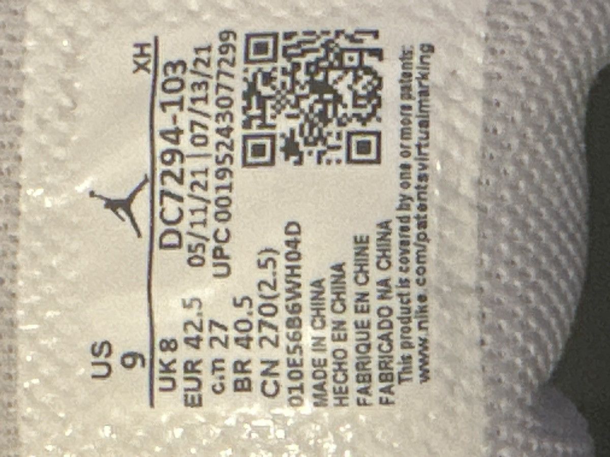 Jordan Brand Air Jordan 1 Mid SE 'Grey Pine Green' Size US 9 / EU 42 - 6 Thumbnail