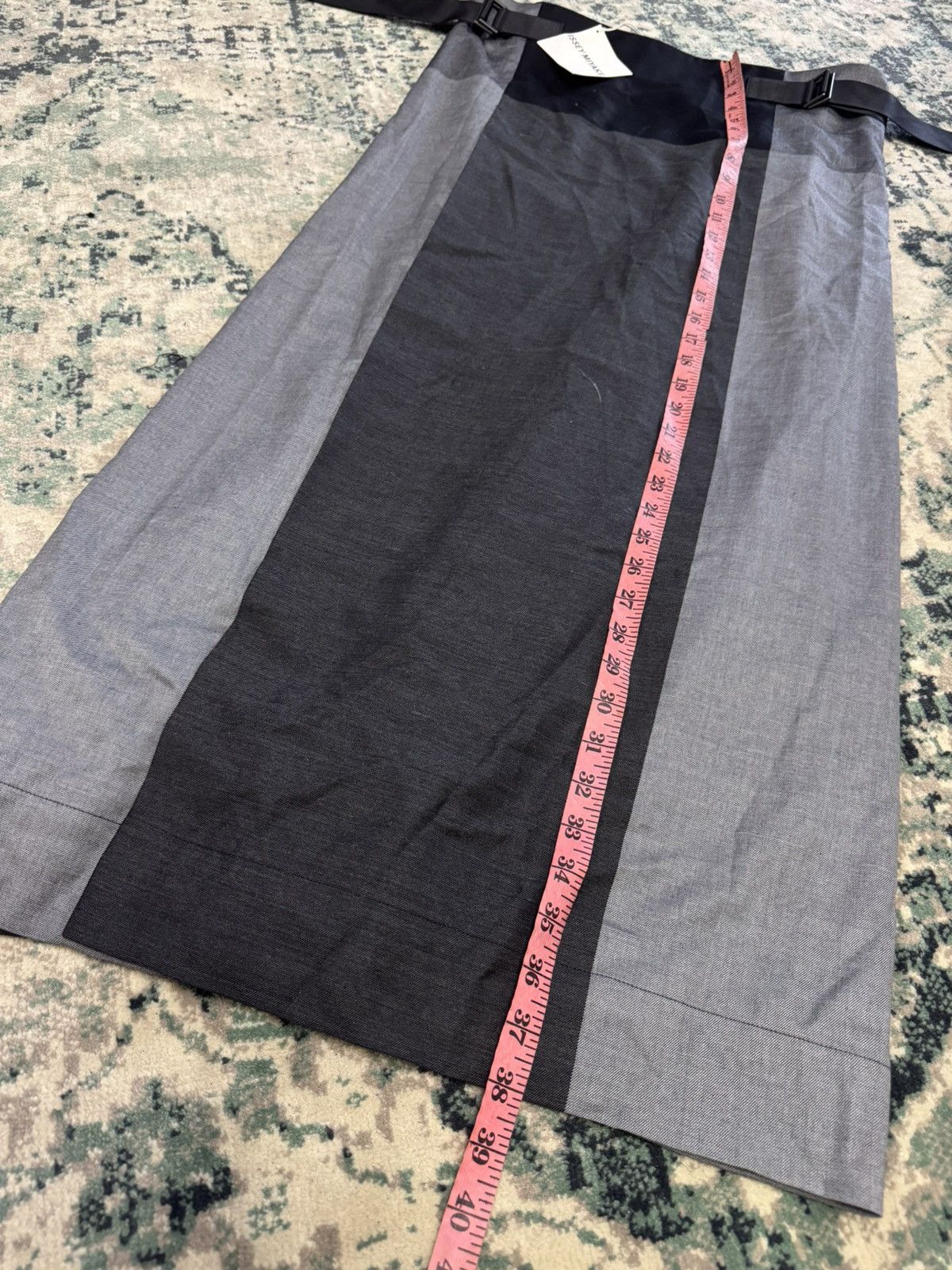 Issey Miyake ISSEY MIYAKE AW2019 BLOCK BOTTOM WOOL SKIRT Size 34" / US 12 / IT 48 - 3 Thumbnail