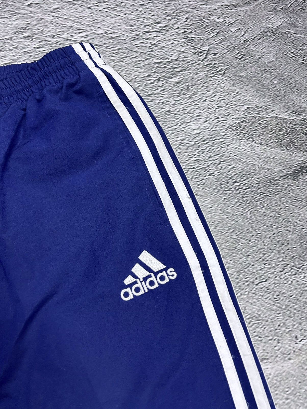 Adidas Adidas vintage navy blue nylon track pants drill Y2K Size US 32 / EU 48 - 2 Thumbnail