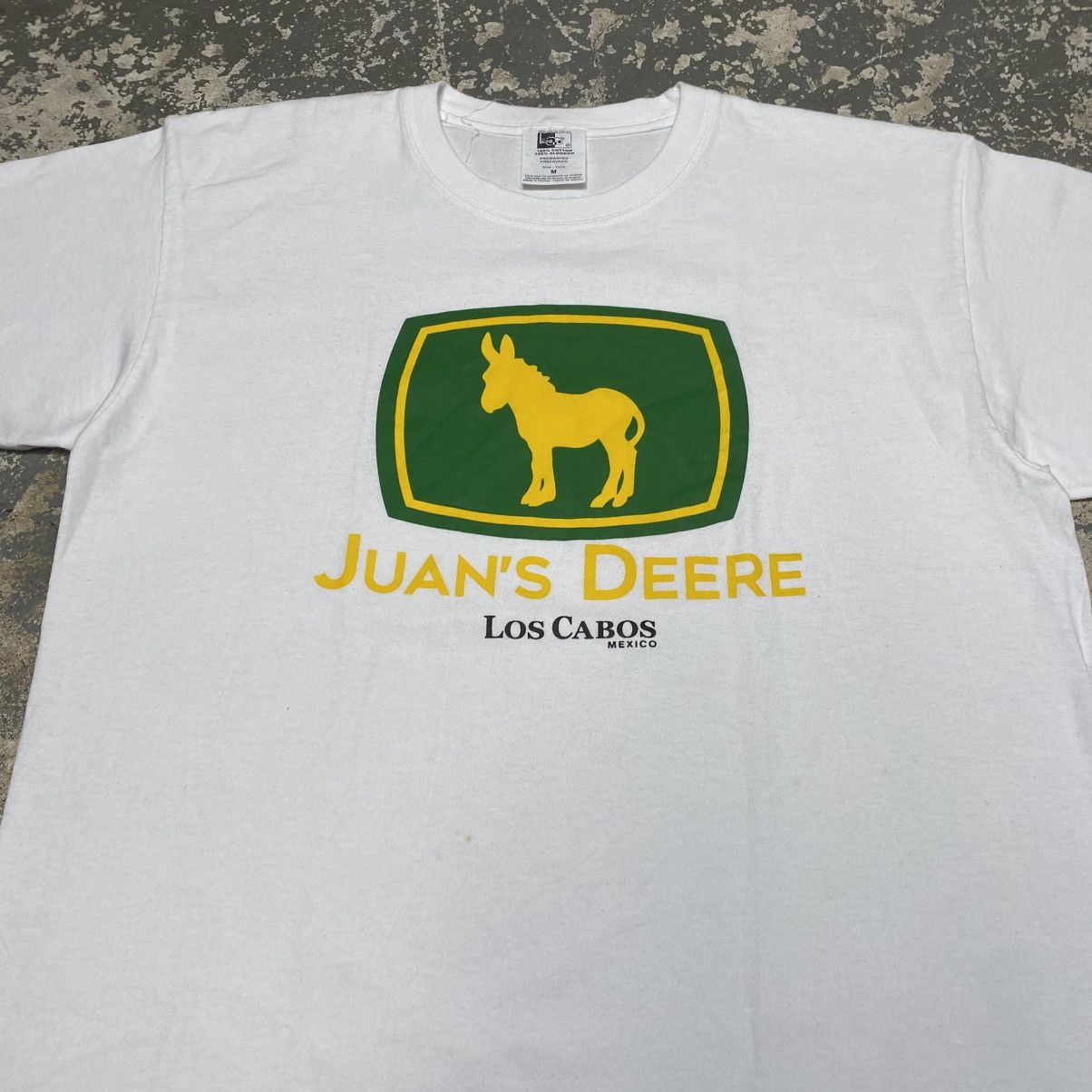 Japanese Brand × Vintage Vintage Juan’s Deer John Deer Parody Funny Tshirt Size US M / EU 48-50 / 2 - 7 Thumbnail