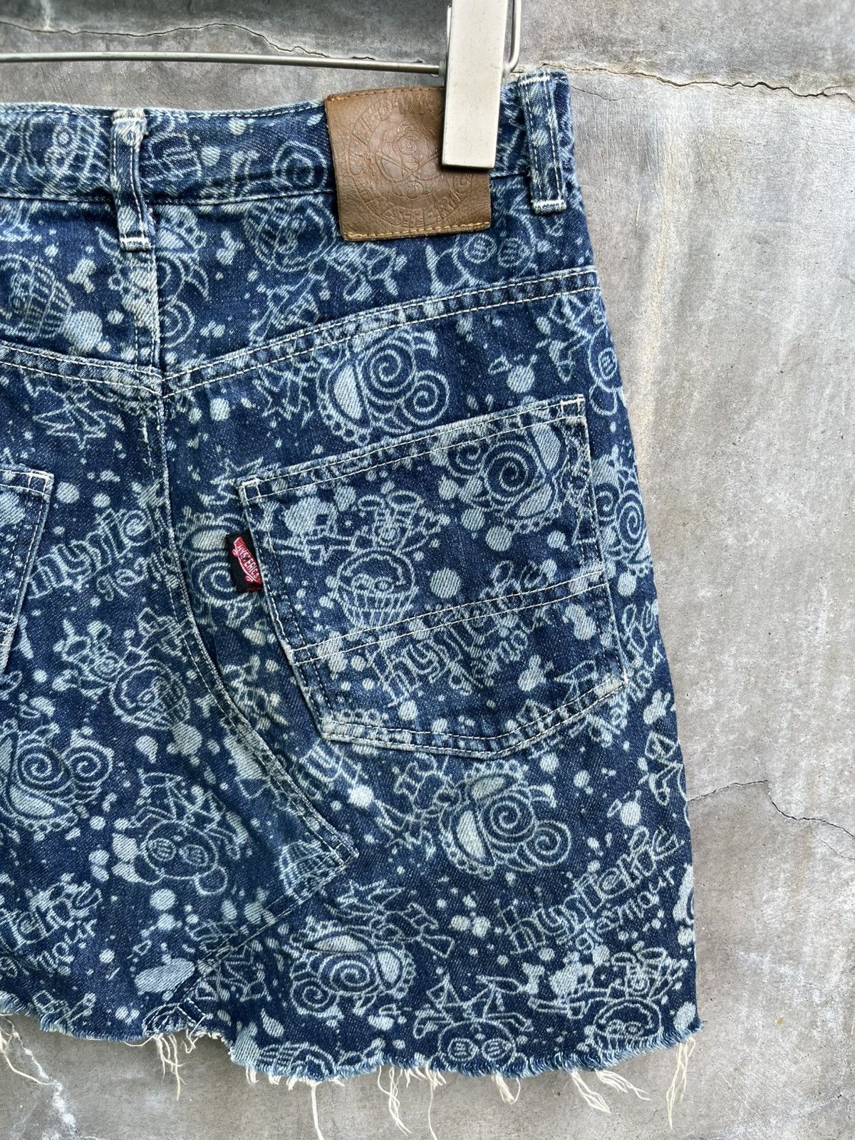 Hysteric Glamour Doodle Art Denim Skirt Size 26" / US 2 / IT 38 - 5 Thumbnail