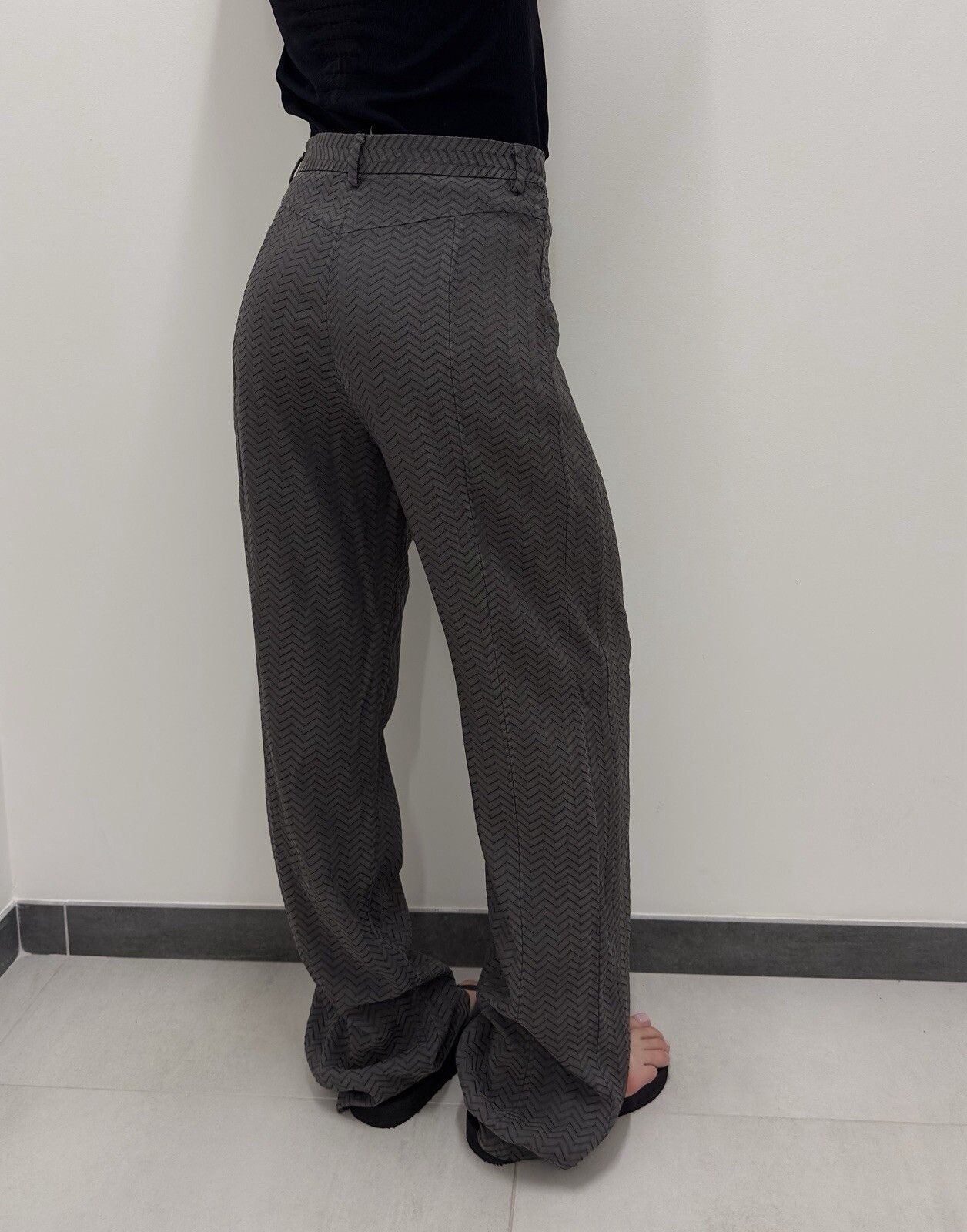 Giorgio Armani Giorgio Armani Womens High Waist Texture Pants Silk Size 27" / US 4 / IT 40 - 7 Thumbnail