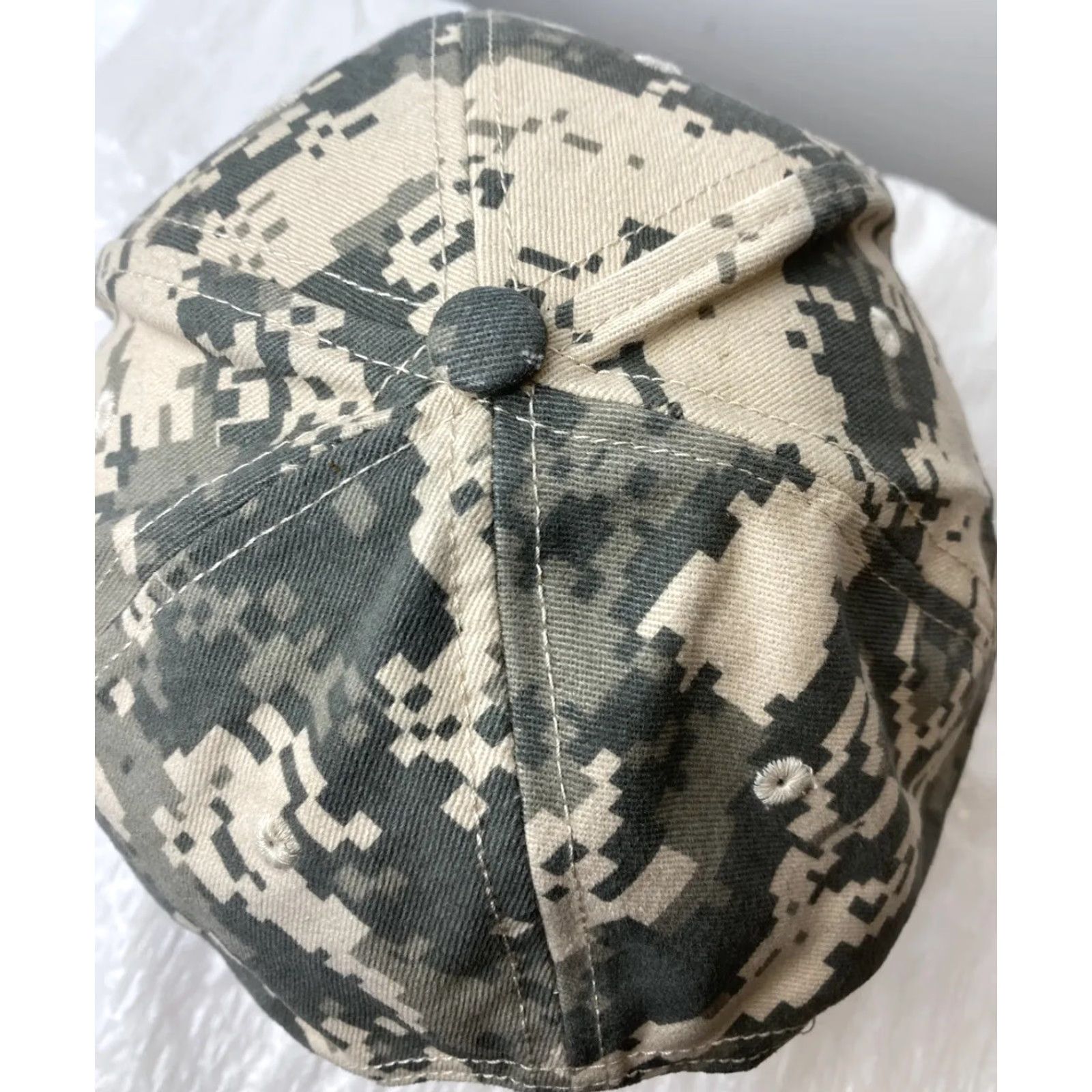 Bally VINTAGE US Army Embroidered Ball Cap Hat Infantry Airborne Cavalry ACU Camo Adjustable Adult One Size ACU Digital Camo Men H22 Size ONE SIZE - 5 Thumbnail