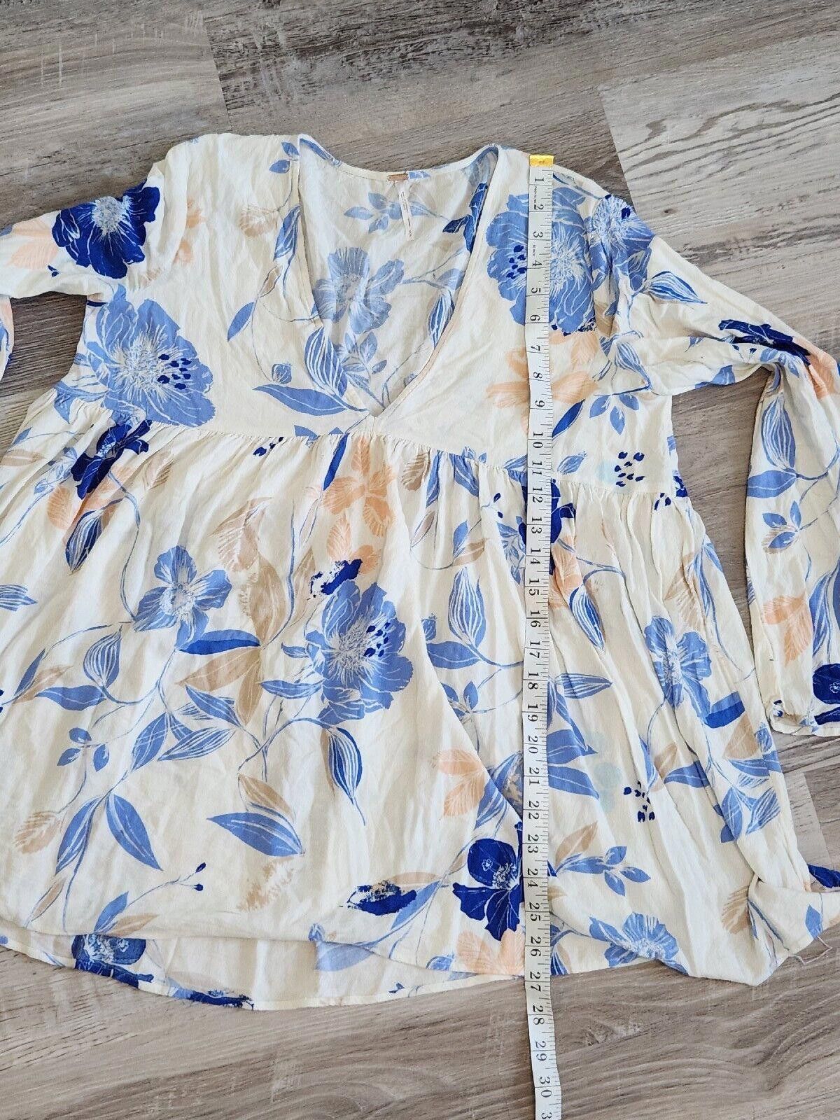 Free People Free People Shirt Small Long Bell Sleeves Blue Floral Blouse Size S / US 4 / IT 40 - 7 Thumbnail
