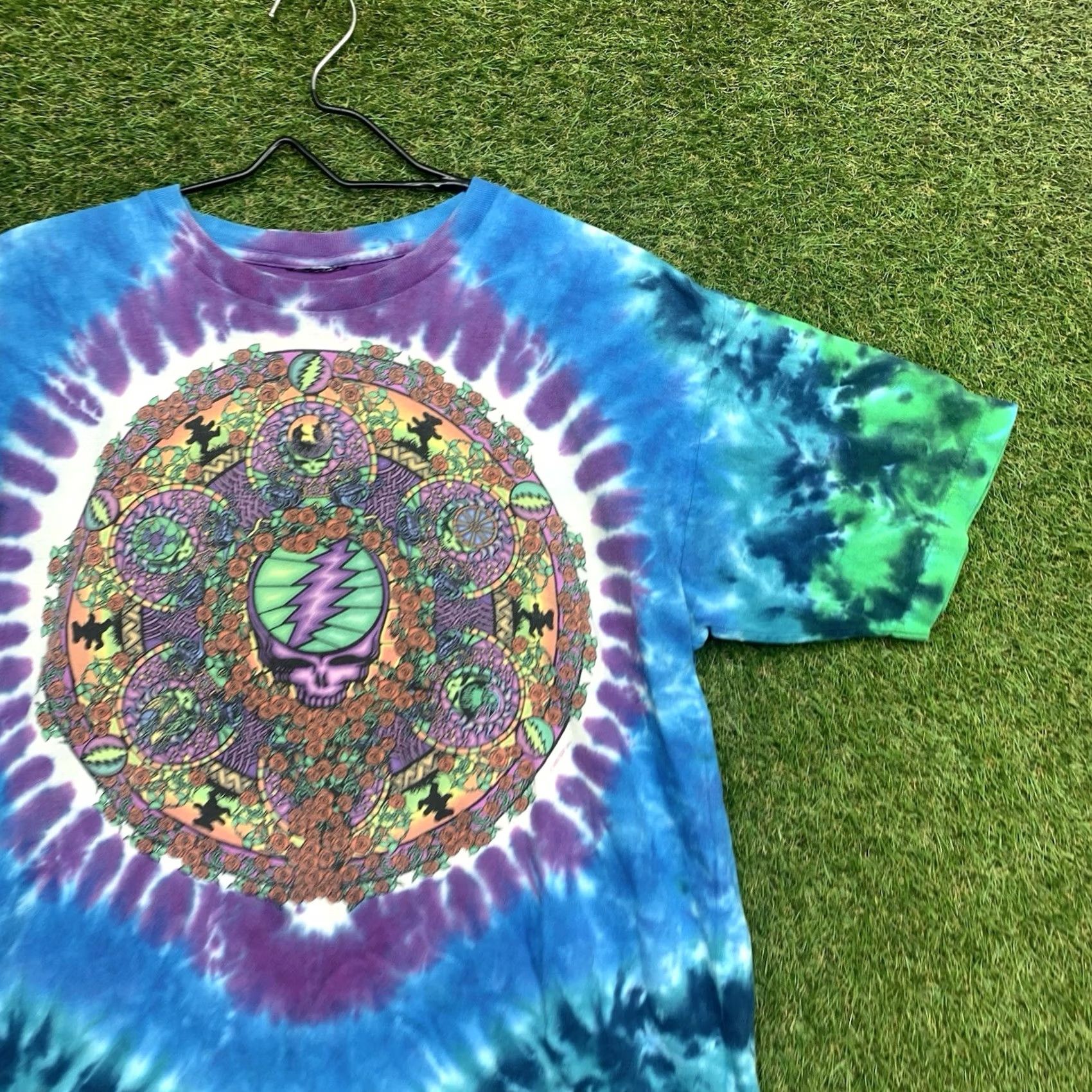 Liquid Blue VINTAGE Liquid Blue Grateful Dead Shirt Mens M Blue Tie Dye Crew Neck Short Sleeve Celtic Mandala Bear AOP 90s Band Graphic Shirt Mens Size US M / EU 48-50 / 2 - 3 Thumbnail