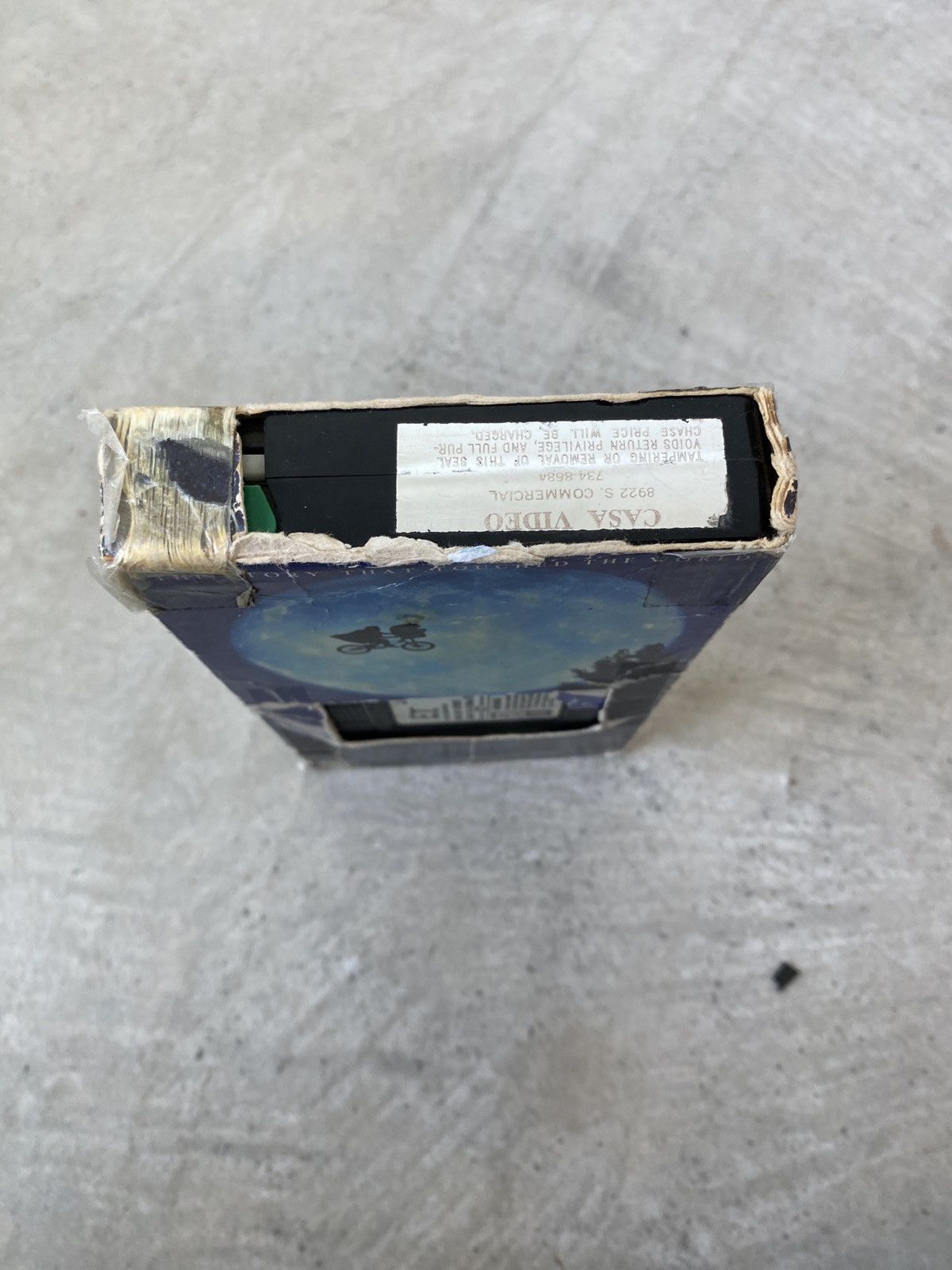 Universal Studios ET The Extra-Terrestrial VHS Size ONE SIZE - 4 Thumbnail