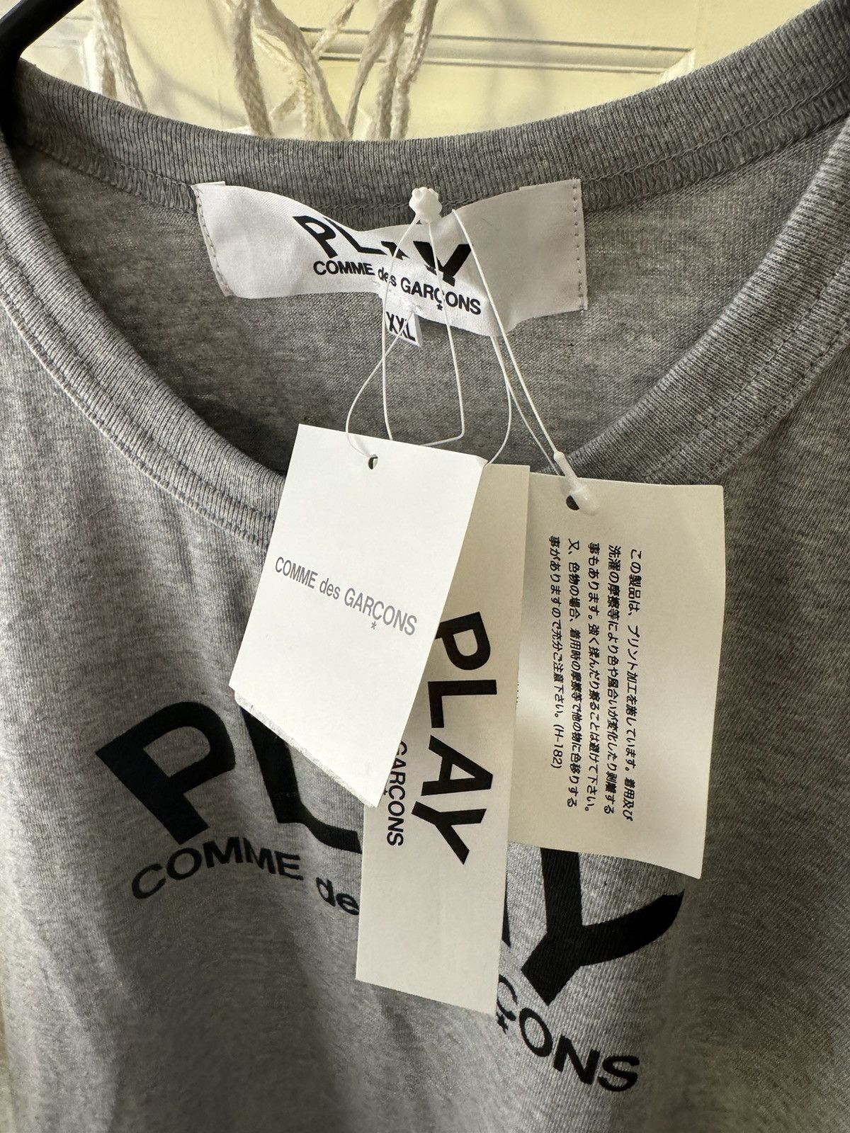 Comme des Garcons Grey CDG Tee with Big Heart on Back Size US L / EU 52-54 / 3 - 3 Thumbnail