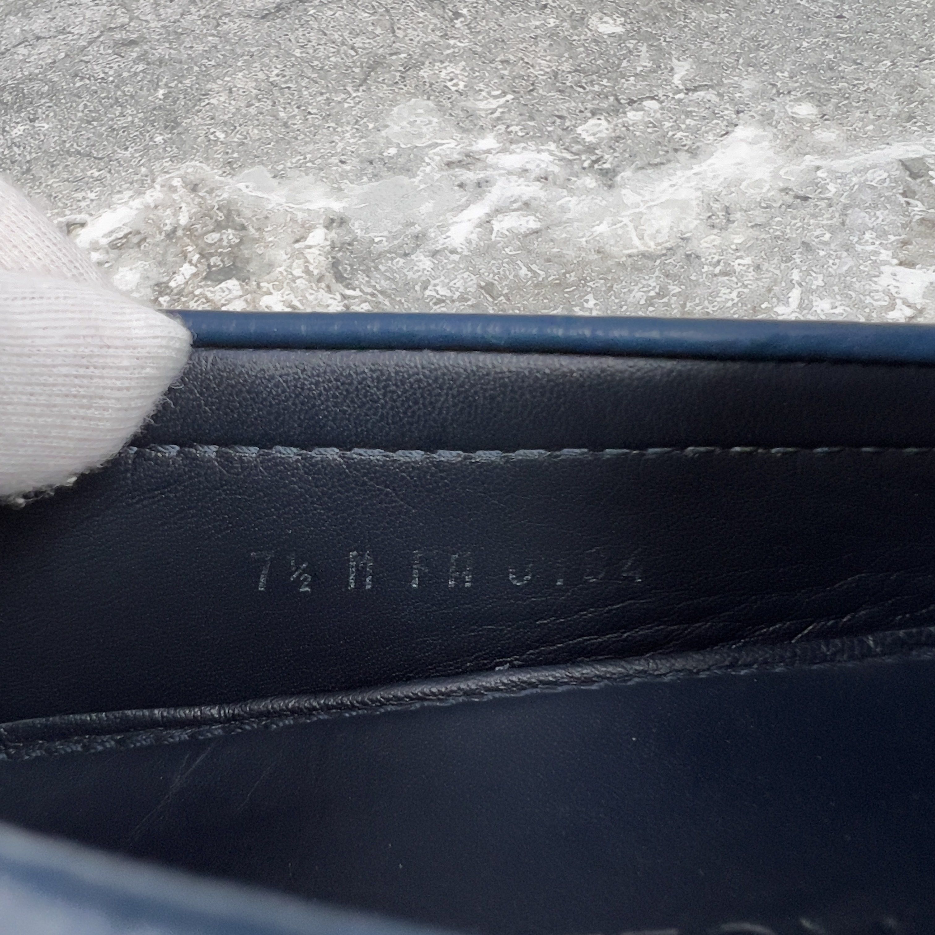 Louis Vuitton Hockenheim Moccasins Grained Blue Leather Size US 8.5 / EU 41-42 - 9 Thumbnail