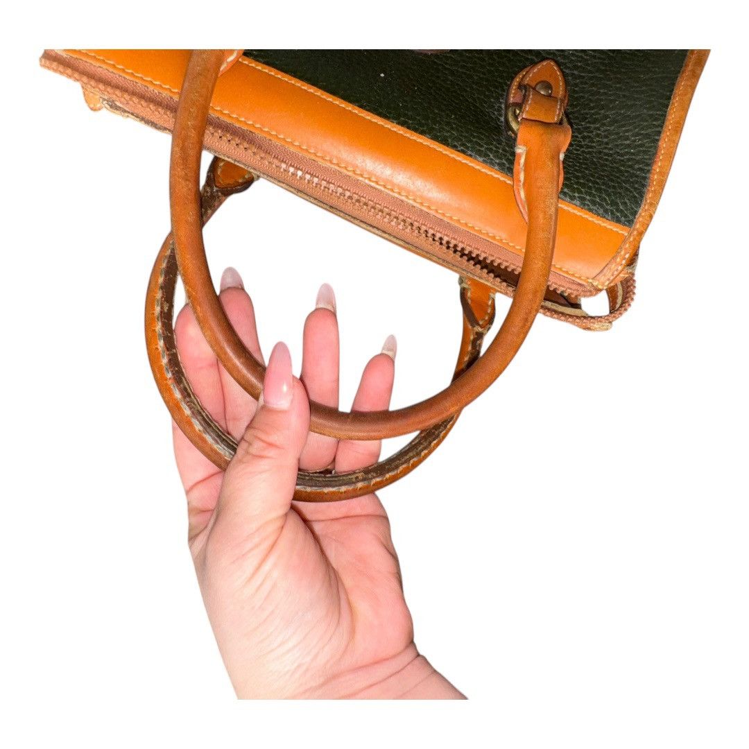 Dooney & Bourke × Vintage Dooney and Bourke Vintage Green and Brown Pebbled Leather Size ONE SIZE - 12 Thumbnail