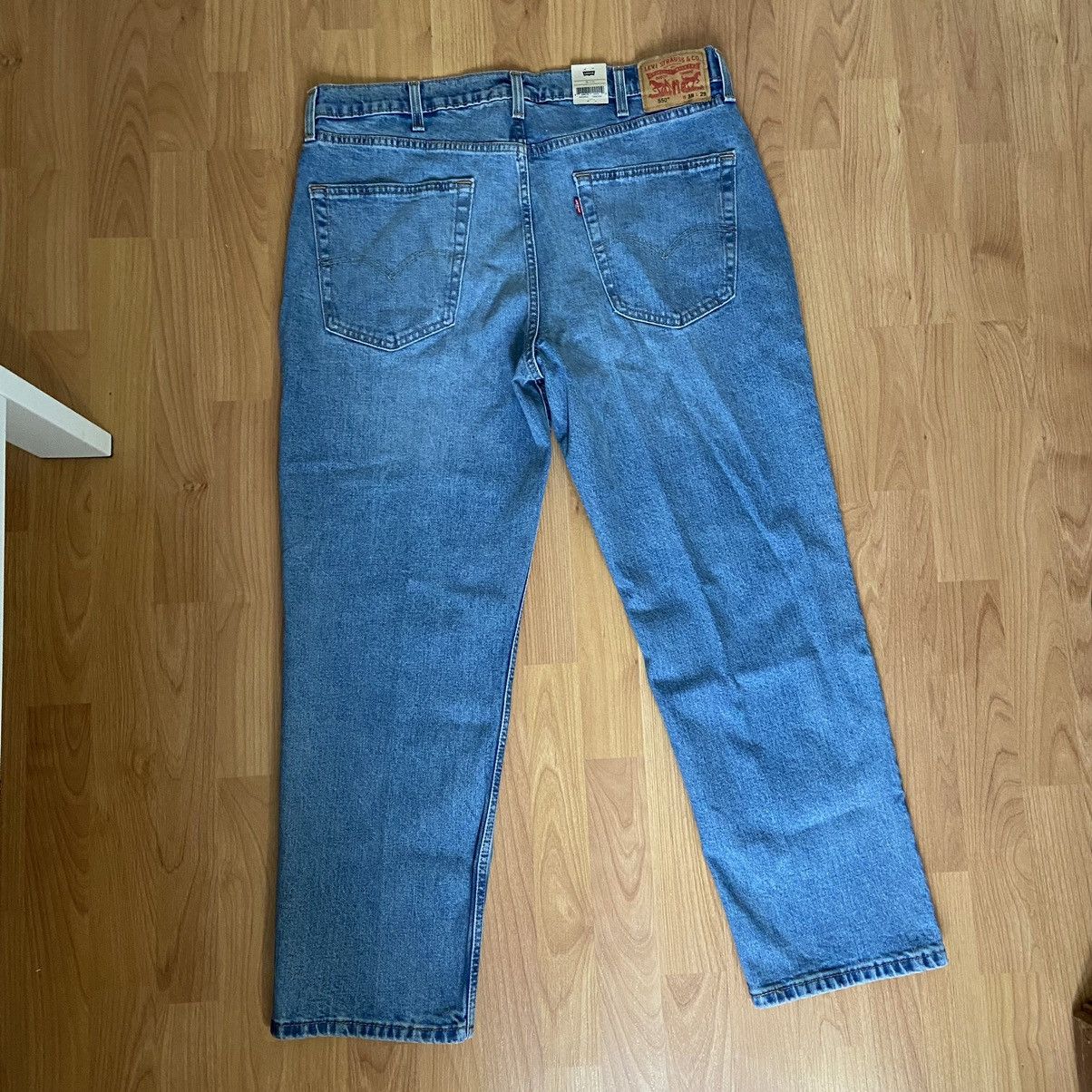 Levi's NWT Levi’s Men’s 550 Relaxed Jeans Size 38x29 Size US 38 / EU 54 - 1 Thumbnail