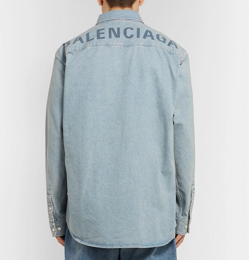 Balenciaga Balenciaga Logo Washed light blue Denim Big Shirt jacket Size US M / EU 48-50 / 2 - 1 Thumbnail