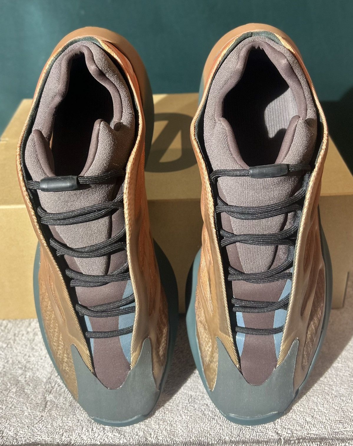 Adidas Adidas Yeezy 700 V3 "Copper Fade" – Men's Size 14.5 Like New Size US 14 / EU 47 - 5 Thumbnail