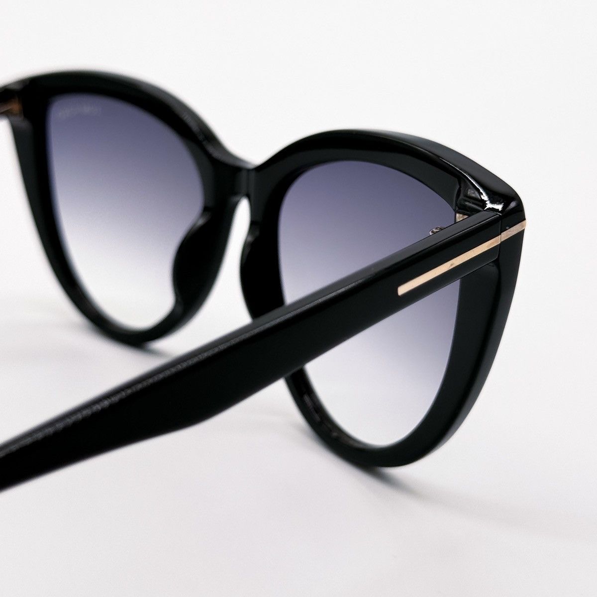 Tom Ford NEW TOM FORD ISABELLA-02 TF915 01B WOMEN SUNGLASSES FT0915/S Size ONE SIZE - 8 Thumbnail
