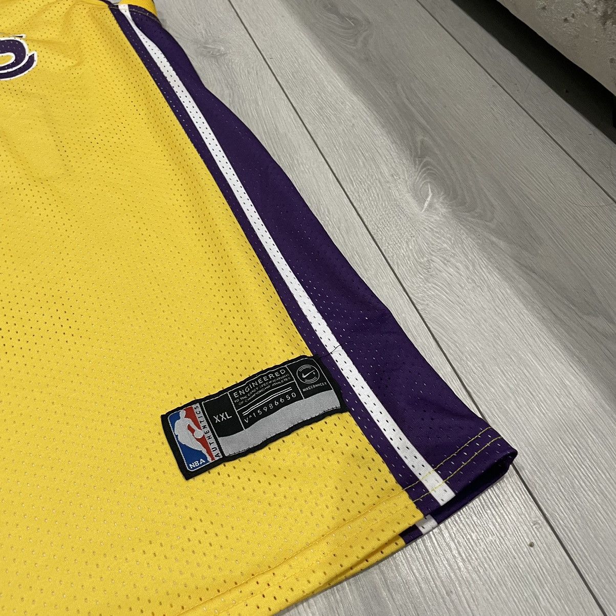 NBA × Nike Nike LA LAKERS NBA City Edition Jersey LeBron James 23 tee Size US XXL / EU 58 / 5 - 5 Thumbnail