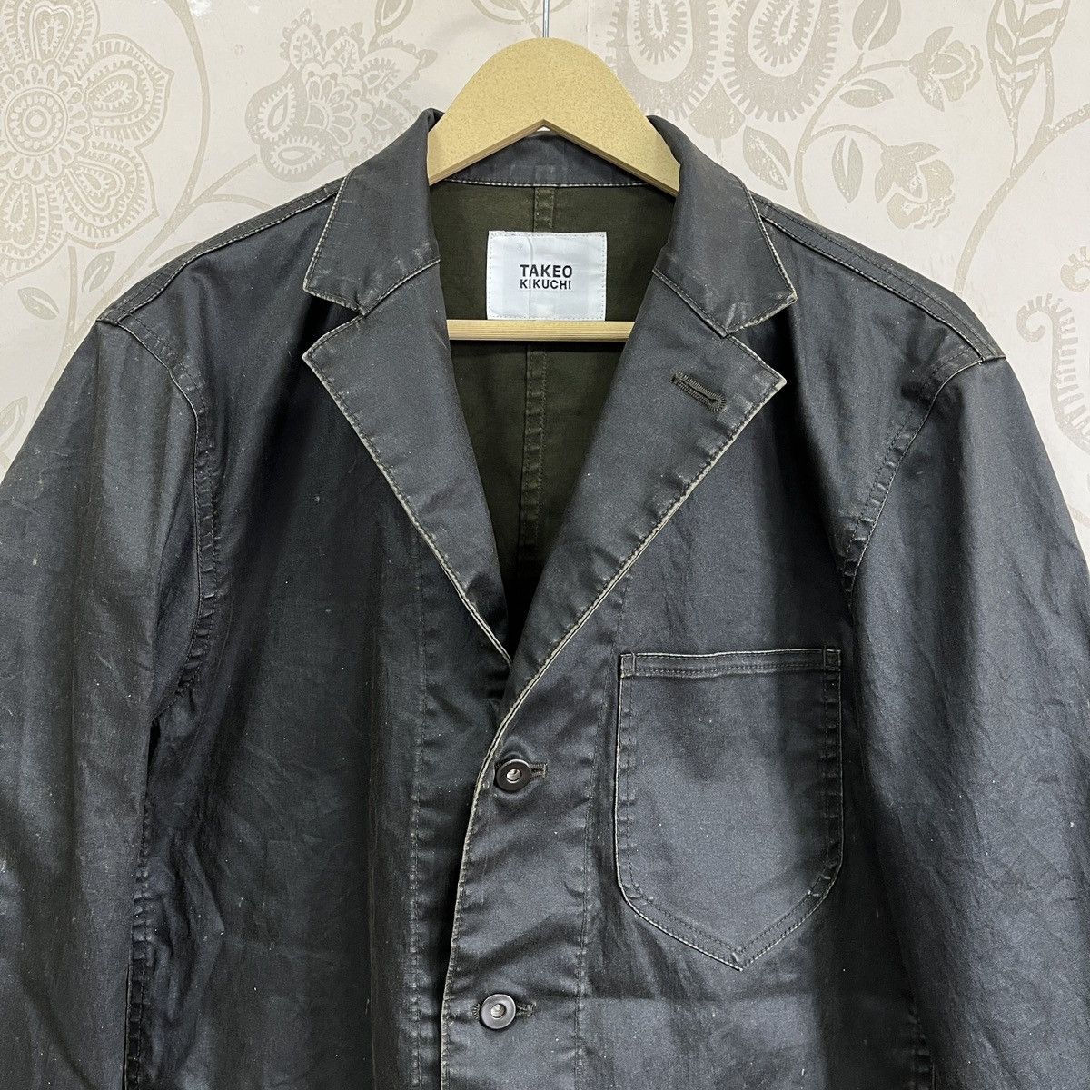 Takeo Kikuchi Takeo Kikuchi Three Buttons Waxed Jacket Size US L / EU 52-54 / 3 - 19 Thumbnail