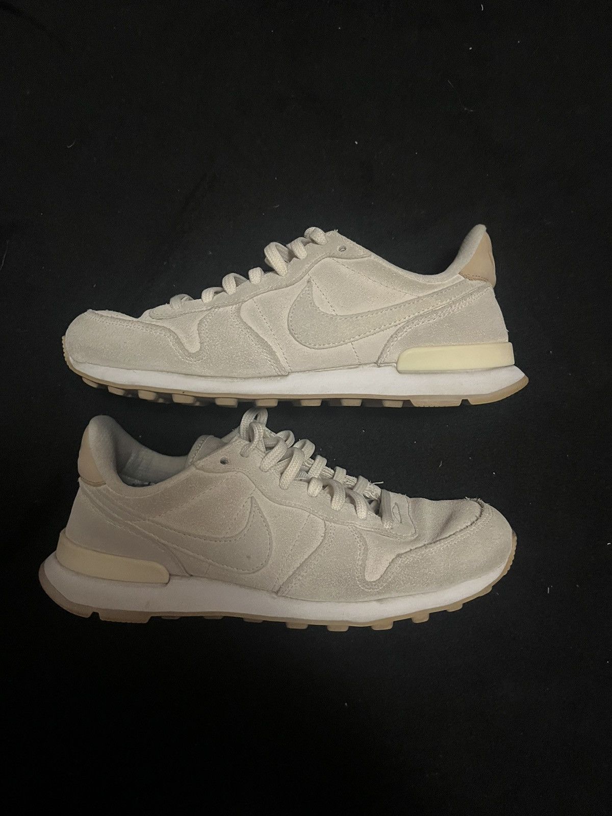 Nike NIKE WMNS INTERNATIONALIST PRM 