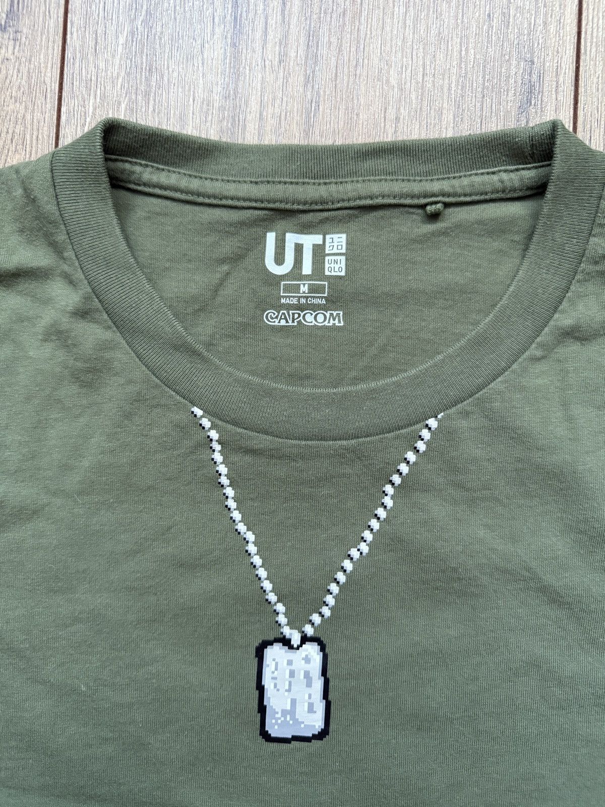 Uniqlo Koszulka Uniqlo Street Fighter Capcom Guile Army Size US M / EU 48-50 / 2 - 4 Thumbnail