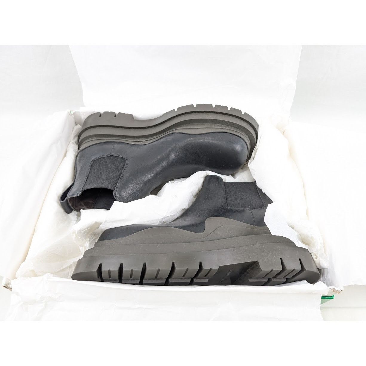 Bottega Veneta o1rshd1 Military Calf Tire Ankle Boots in Black Size US 11 / EU 44 - 18 Thumbnail