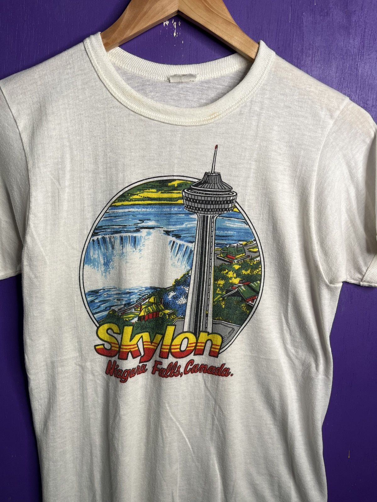 Vintage Vintage 70s skylon Niagara Falls tourist tee Size US M / EU 48-50 / 2 - 3 Thumbnail