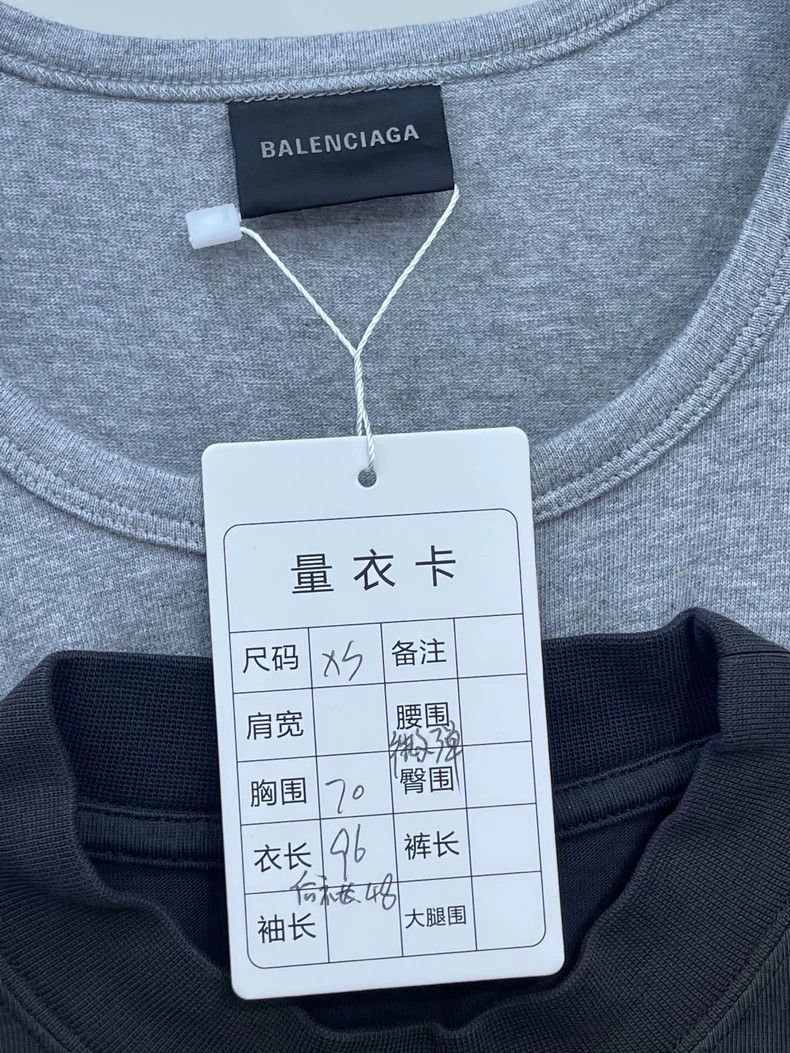 Balenciaga Balenciaga Fake two old irregularly long vests. Size XS / US 0-2 / IT 36-38 - 7 Thumbnail