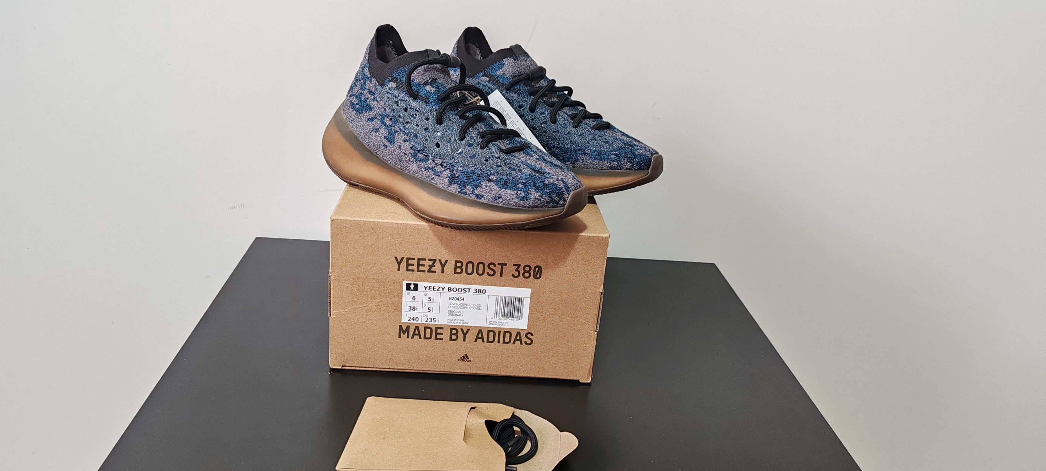 Adidas Adidas YEEZY Boost 380 Tg:38.5 Size US 6 / EU 39 - 3 Thumbnail