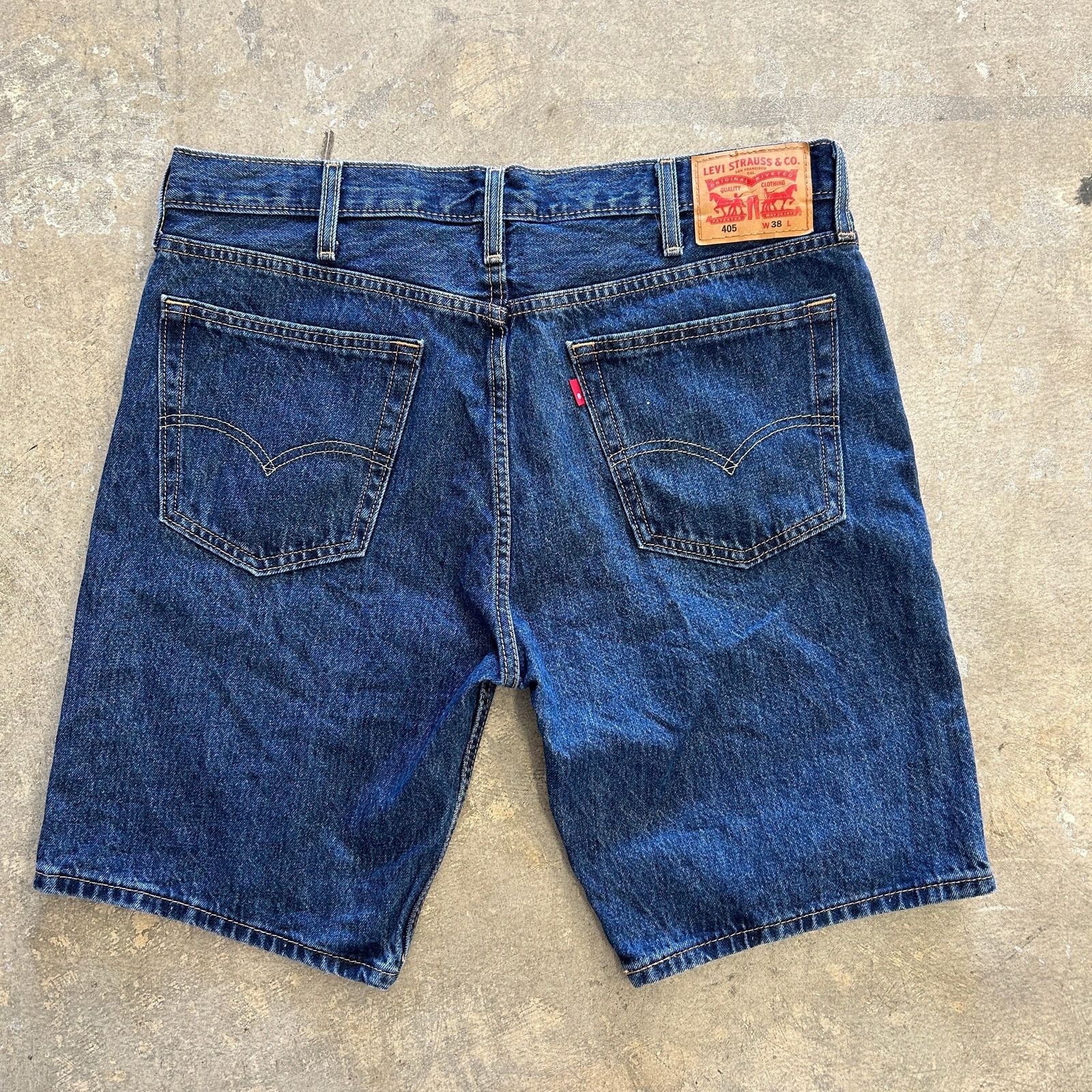 Levi's Levis Dark Denim Jorts Size US 38 / EU 54 - 2 Thumbnail