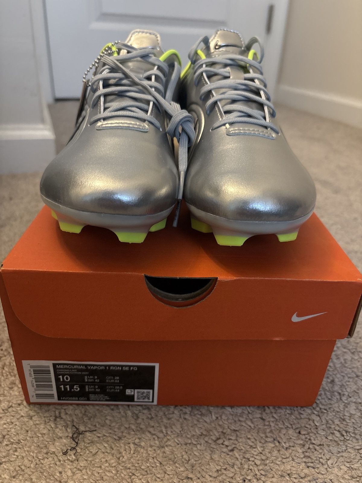 Nike Nike Mercurial Vapor 1 RGN SE FG 3772/4500 Size US 10 / EU 43 - 3 Thumbnail