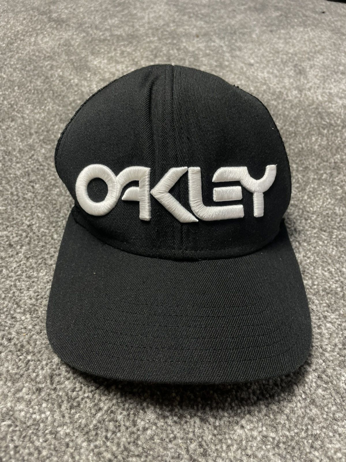 Oakley Rare Oakley Trucker Cap Central logo japanese Size ONE SIZE - 1 Thumbnail