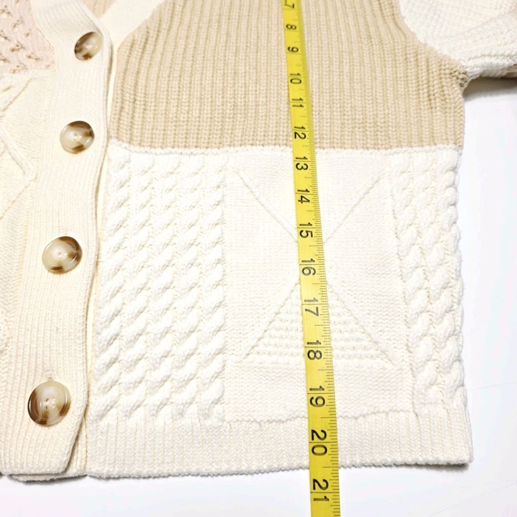 Rails Rails Reese V-Neck Cardigan Cream Patchwork Button-down Sweater Size Small Women Size S / US 4 / IT 40 - 6 Thumbnail
